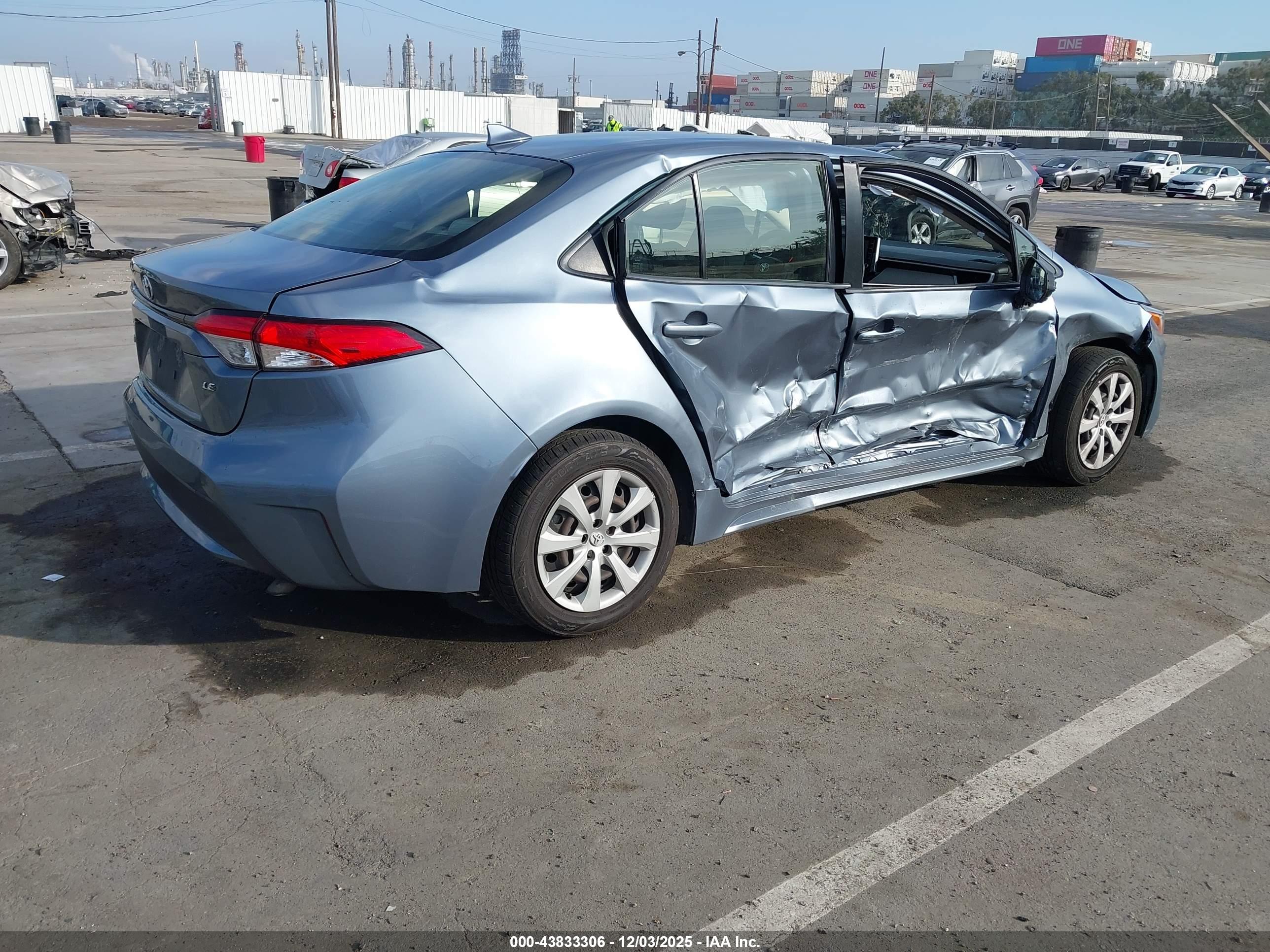 TOYOTA COROLLA image 4