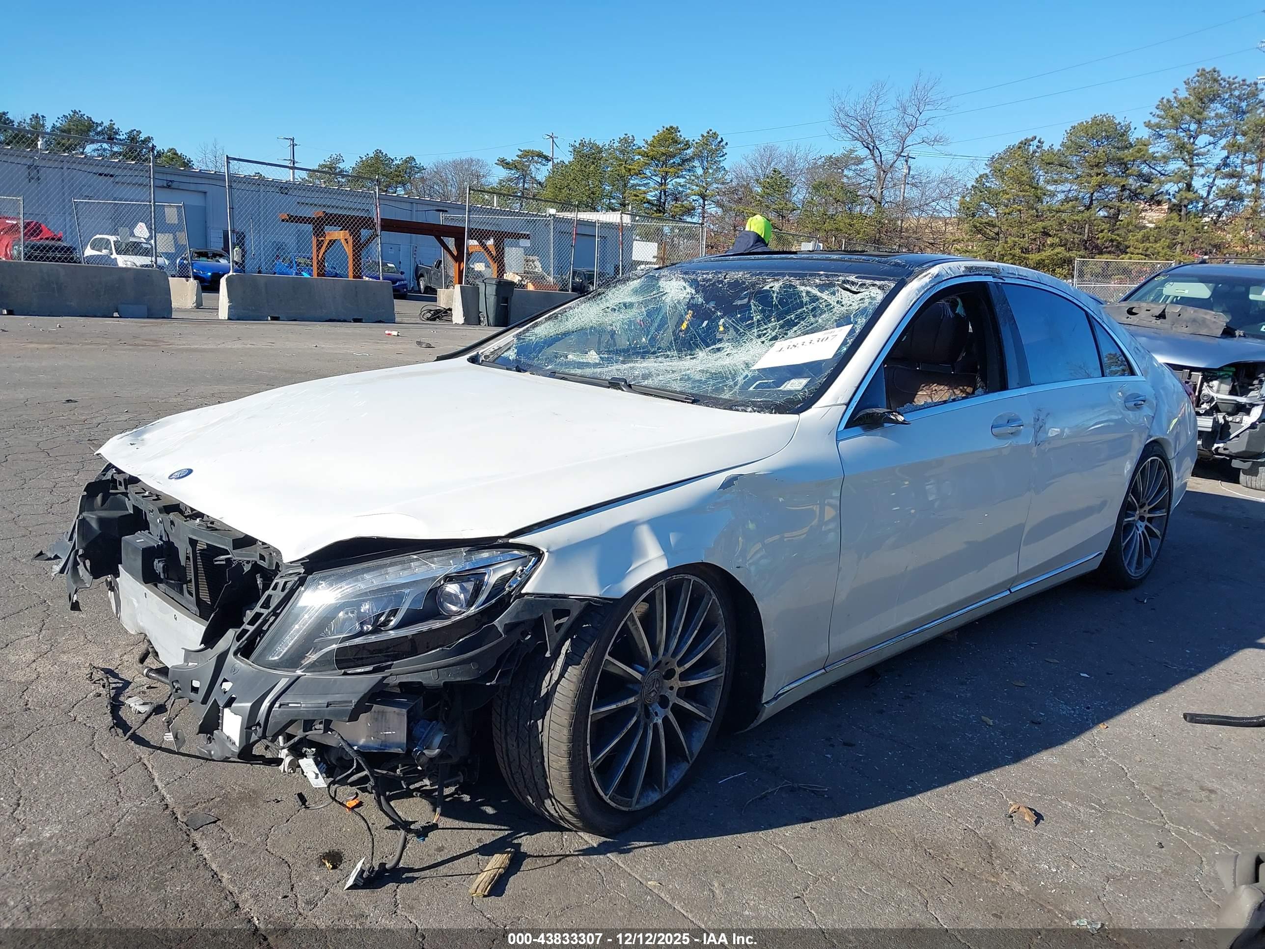 MERCEDES-BENZ S image 2