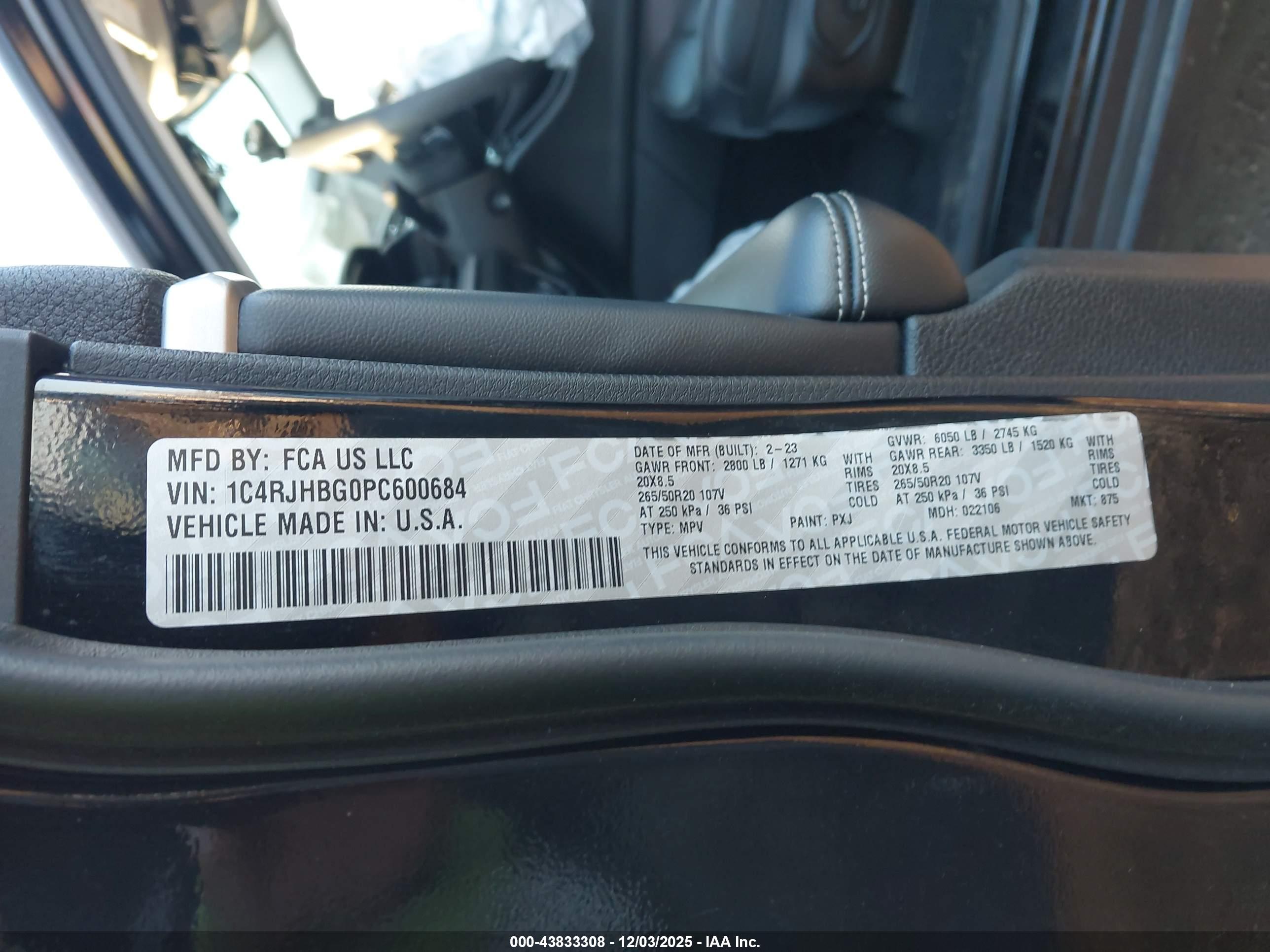 JEEP GRAND image 9