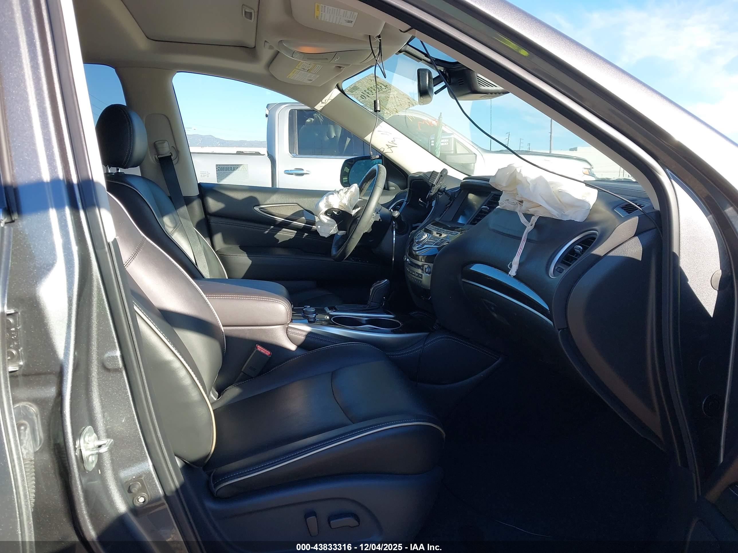 INFINITI QX60 image 5
