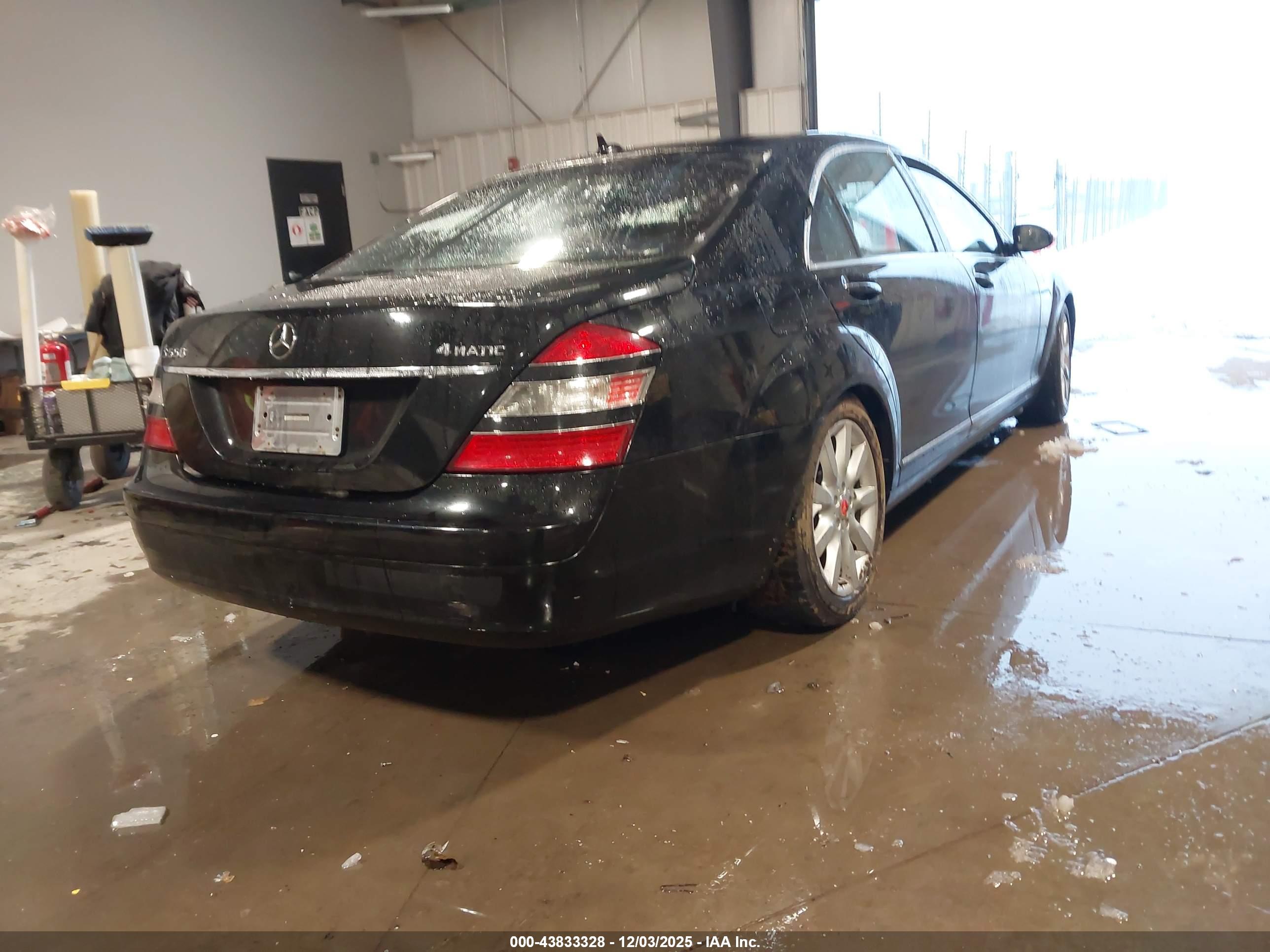 MERCEDES-BENZ S image 4