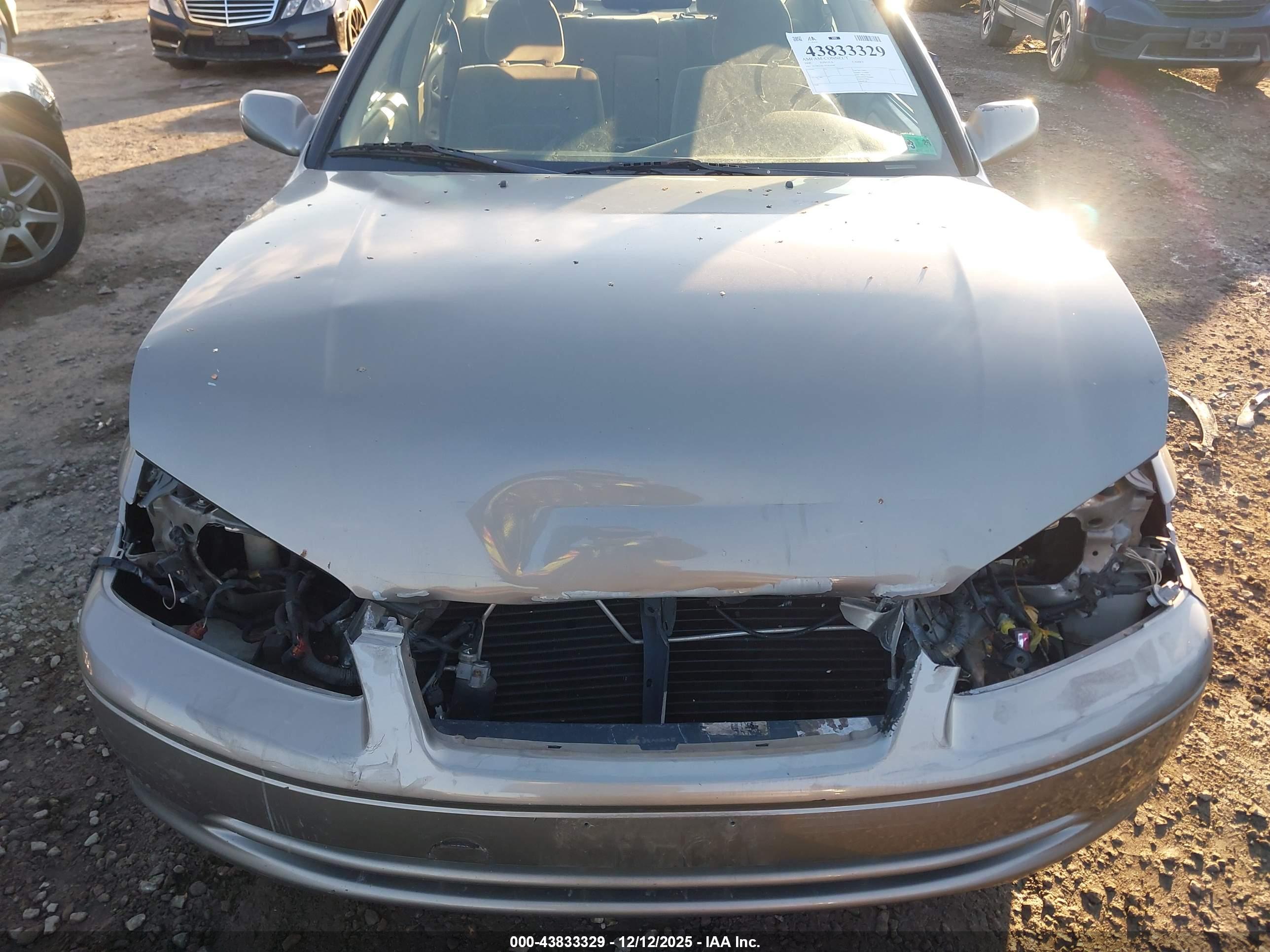 TOYOTA CAMRY image 10