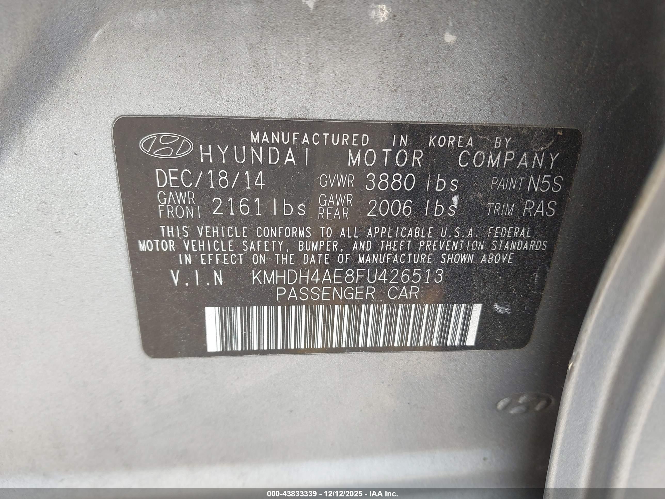 HYUNDAI ELANTRA image 9