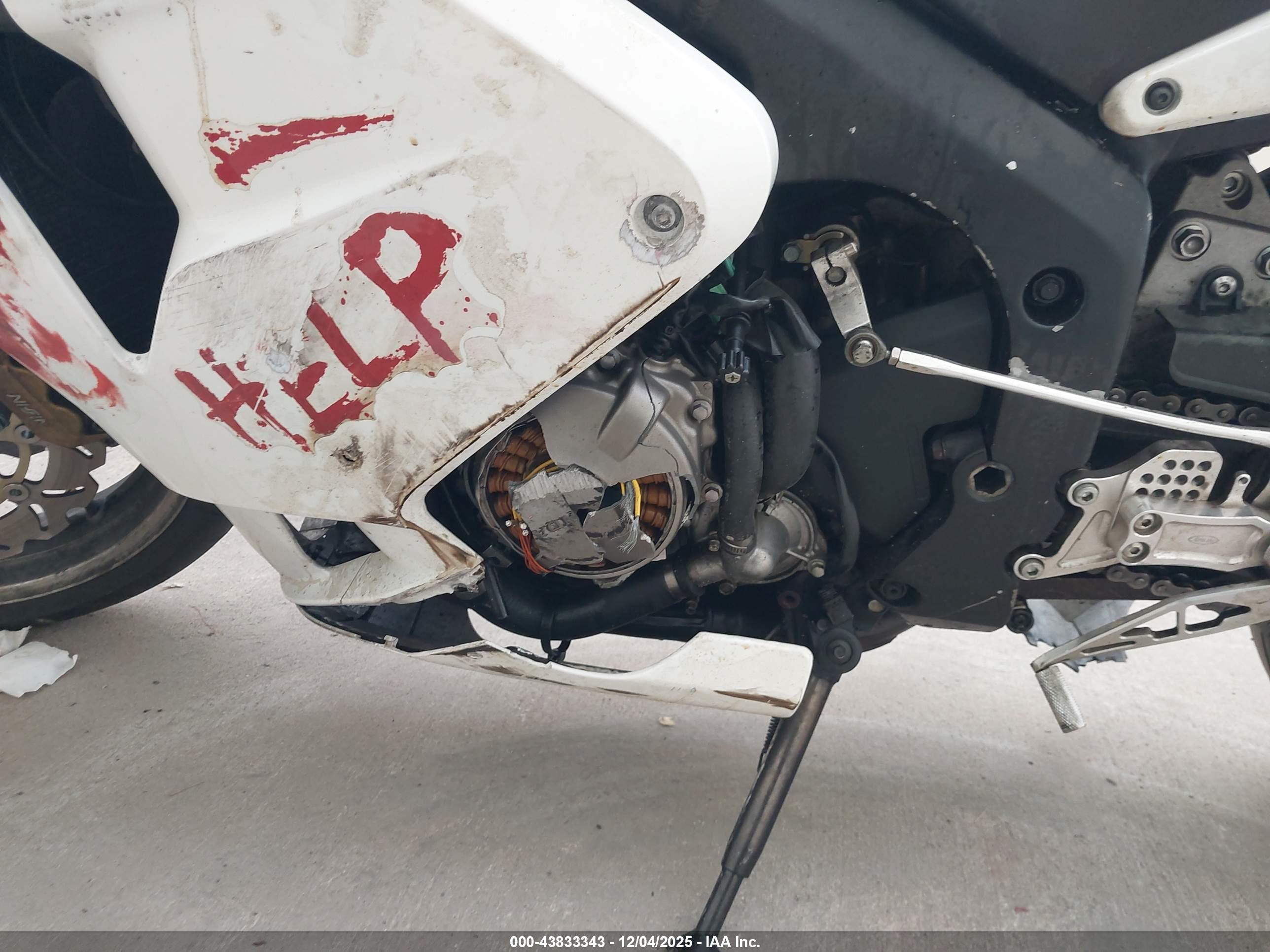 HONDA CBR600 image 9