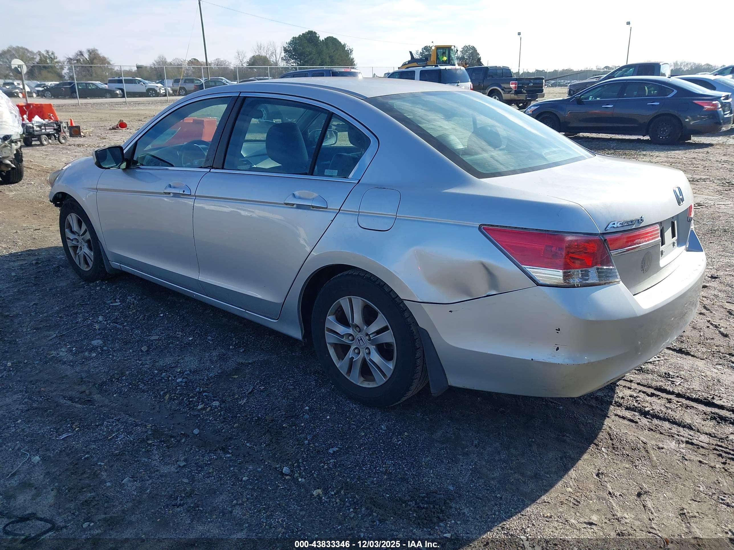 HONDA ACCORD image 3