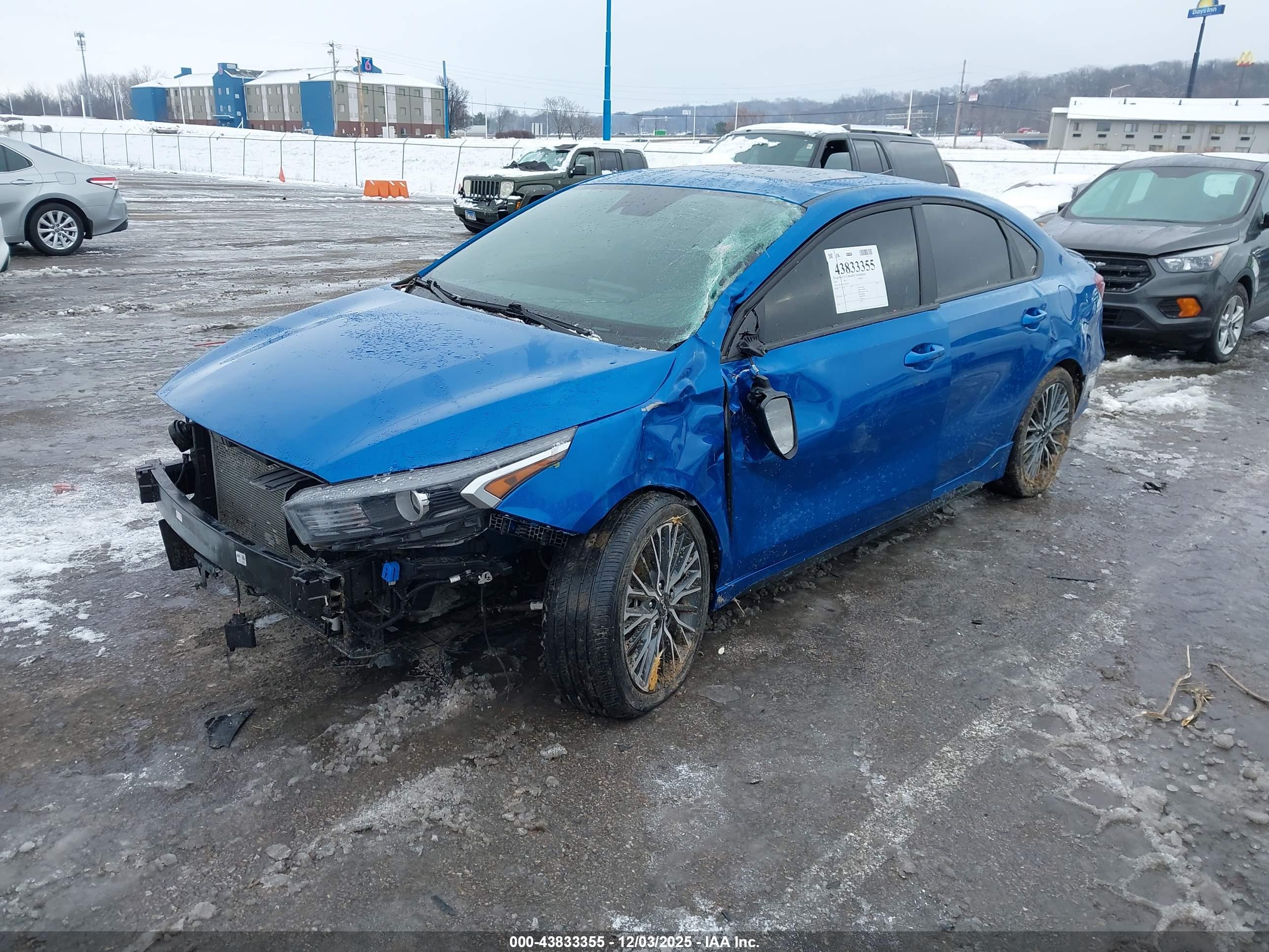 KIA FORTE image 2
