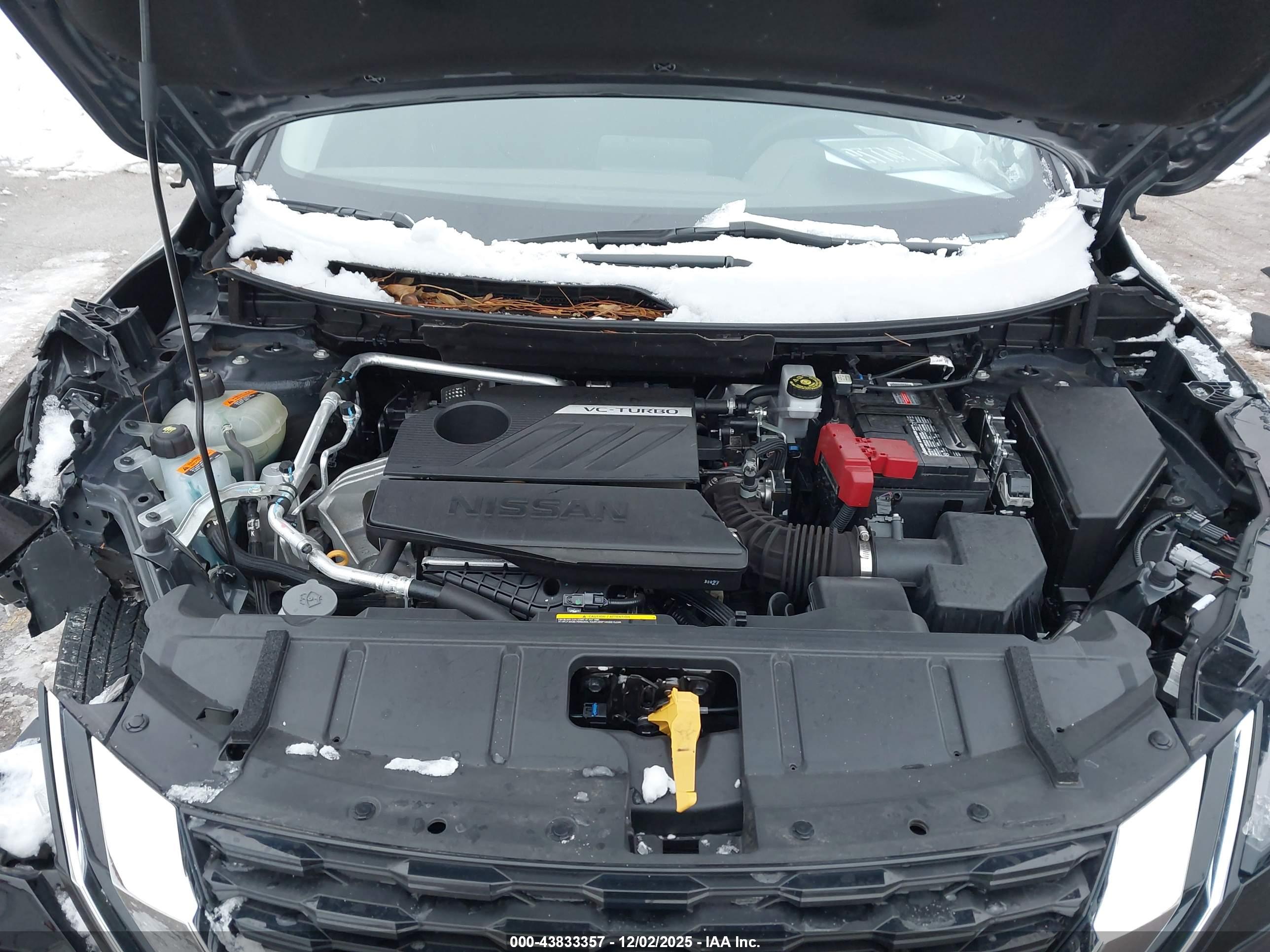 NISSAN ROGUE image 10