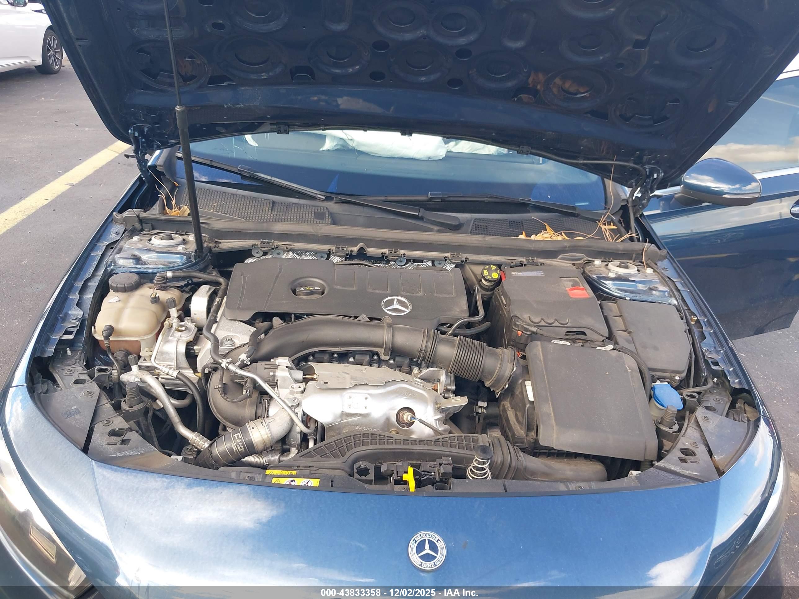 MERCEDES-BENZ A image 10