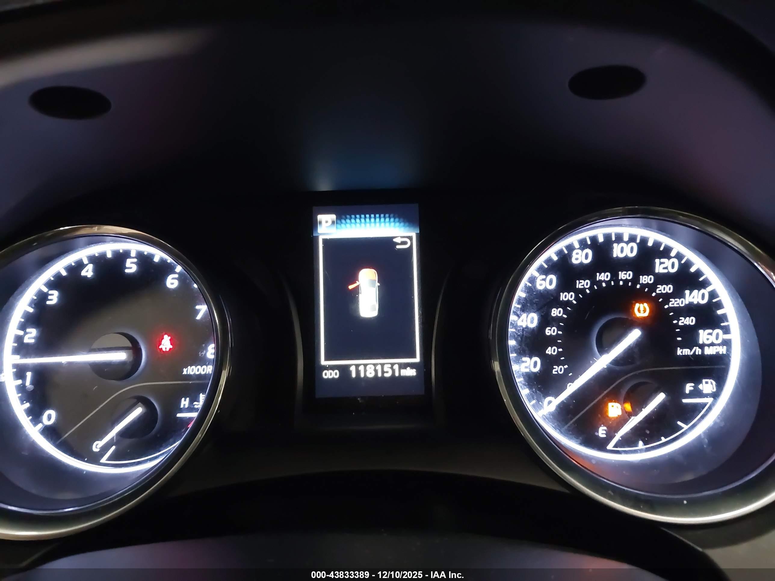 TOYOTA CAMRY image 7