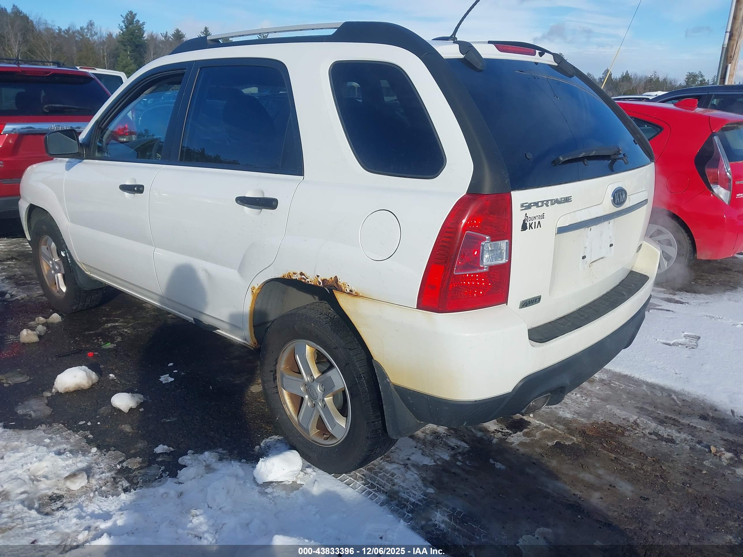 KIA SPORTAGE image 3