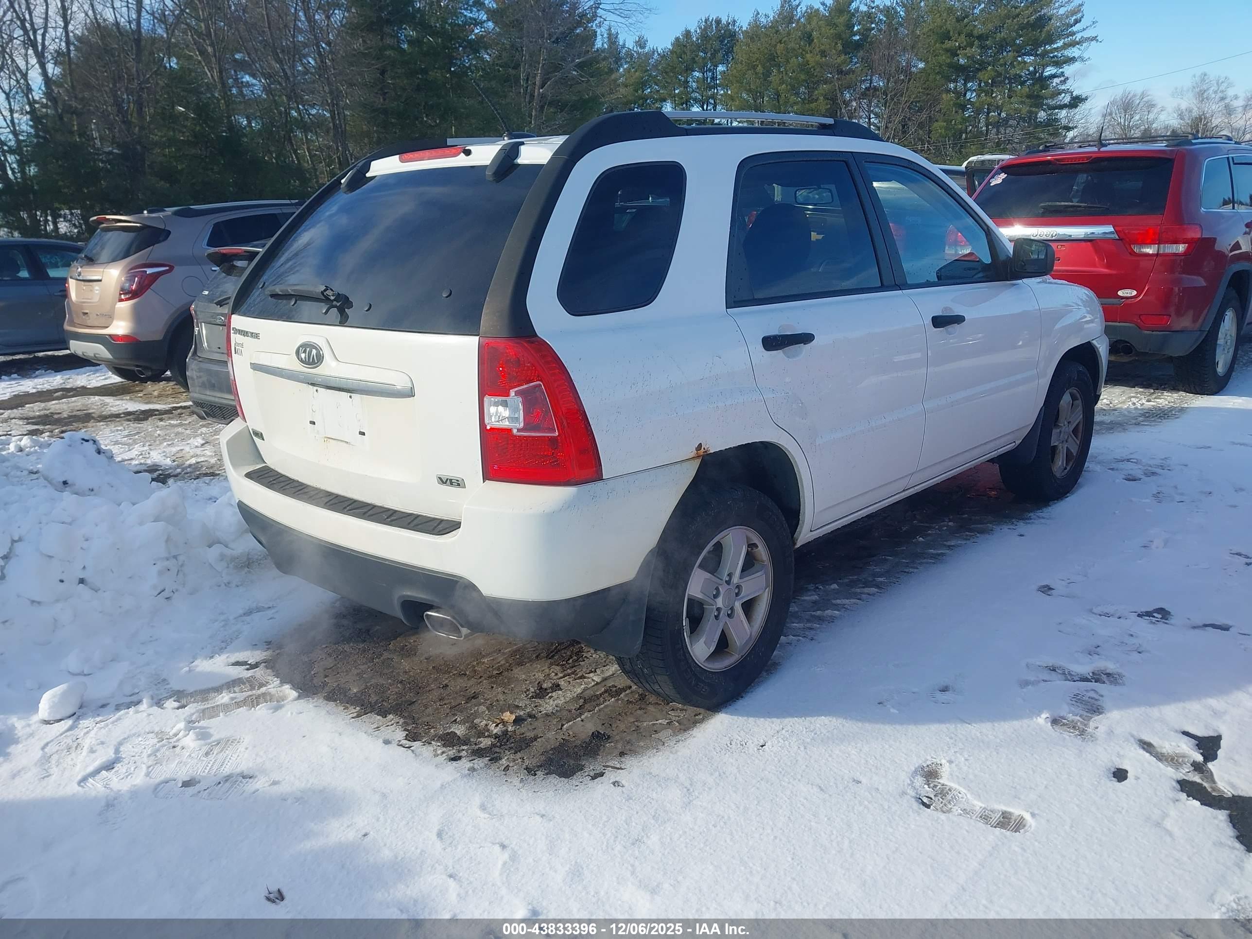 KIA SPORTAGE image 4