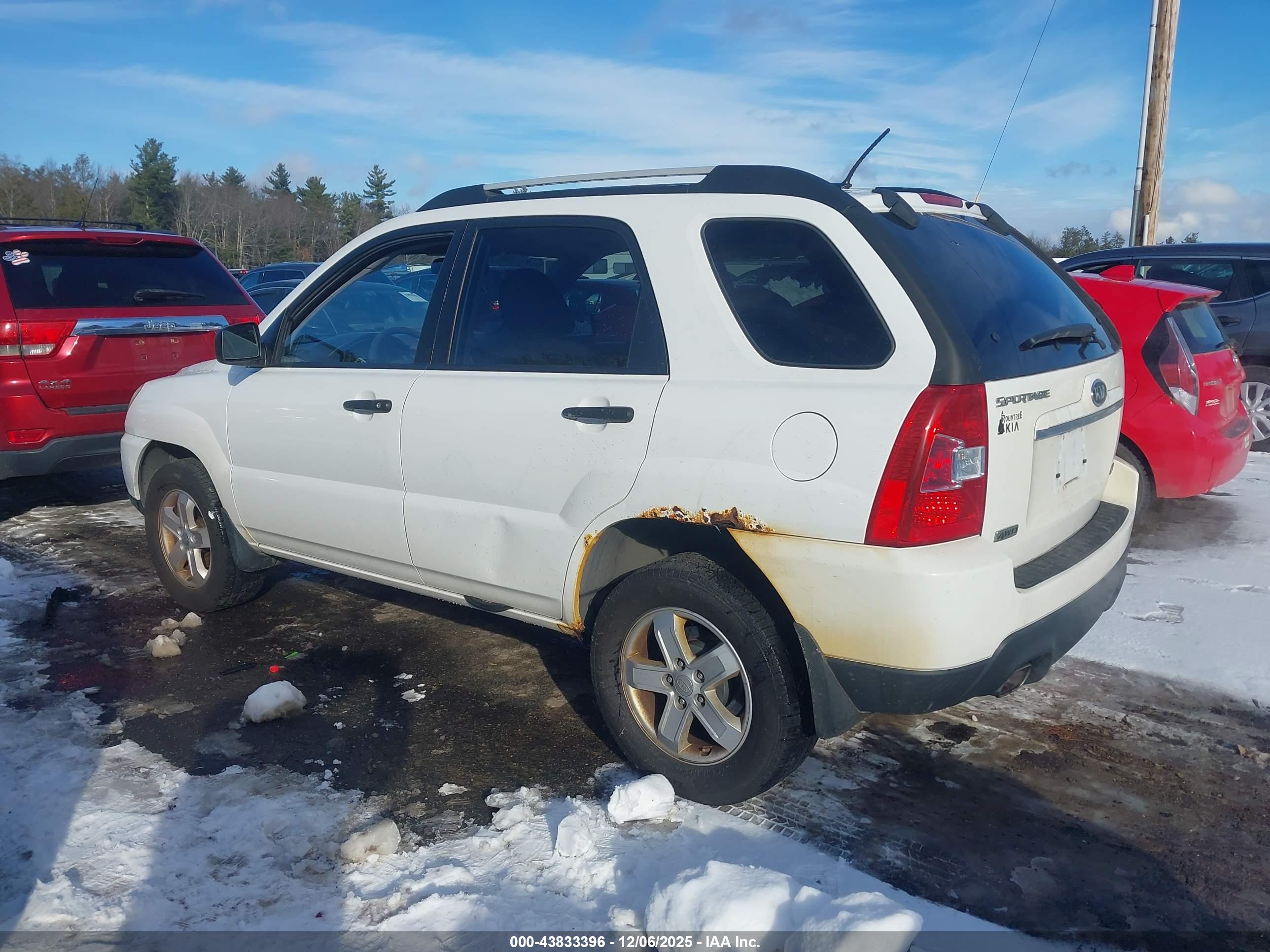 KIA SPORTAGE image 6