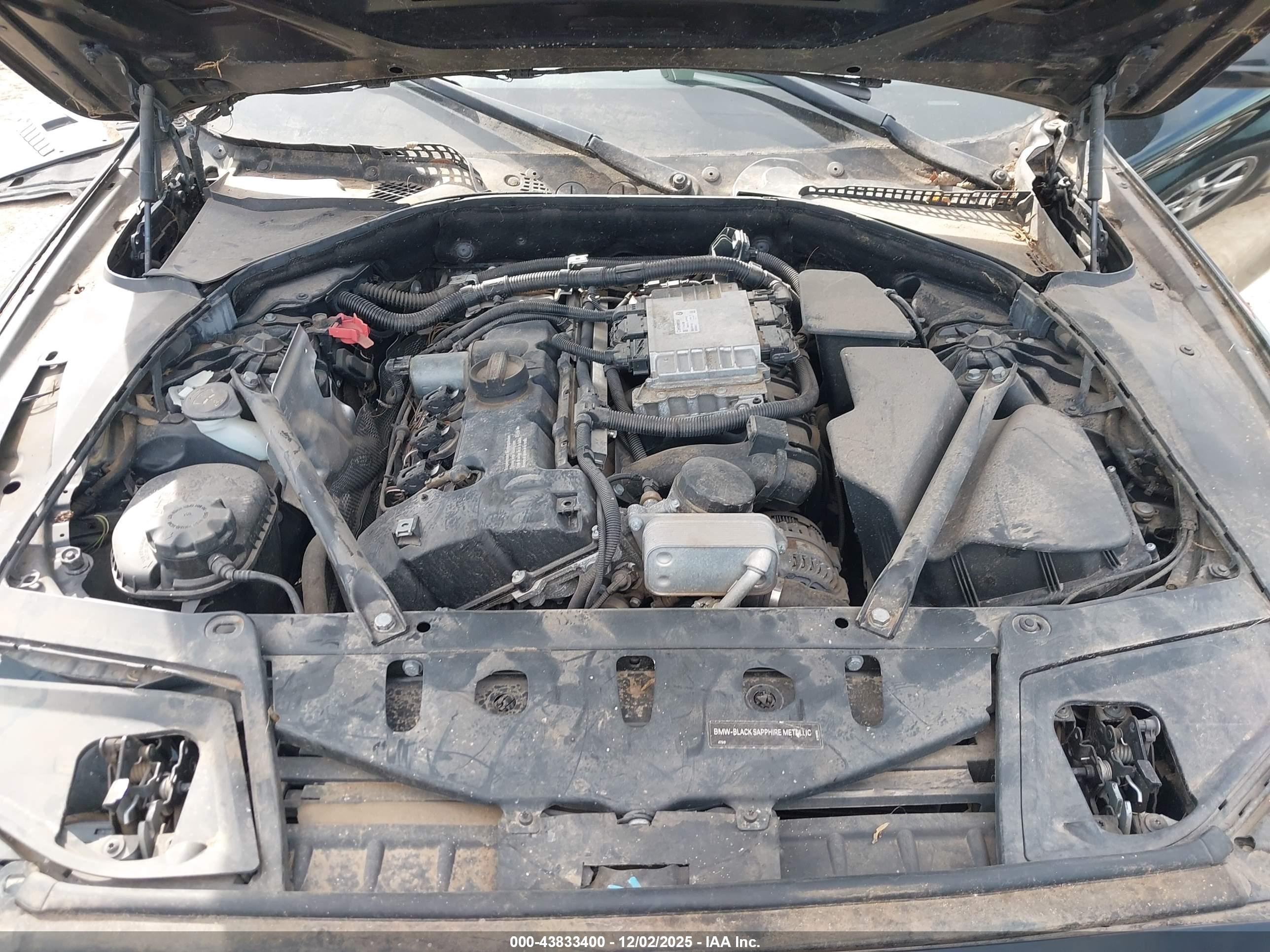BMW 528I image 10