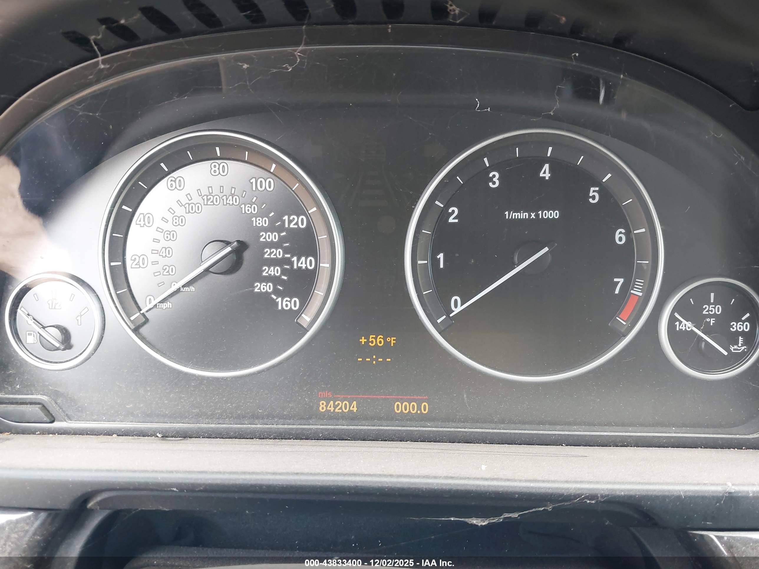 BMW 528I image 7