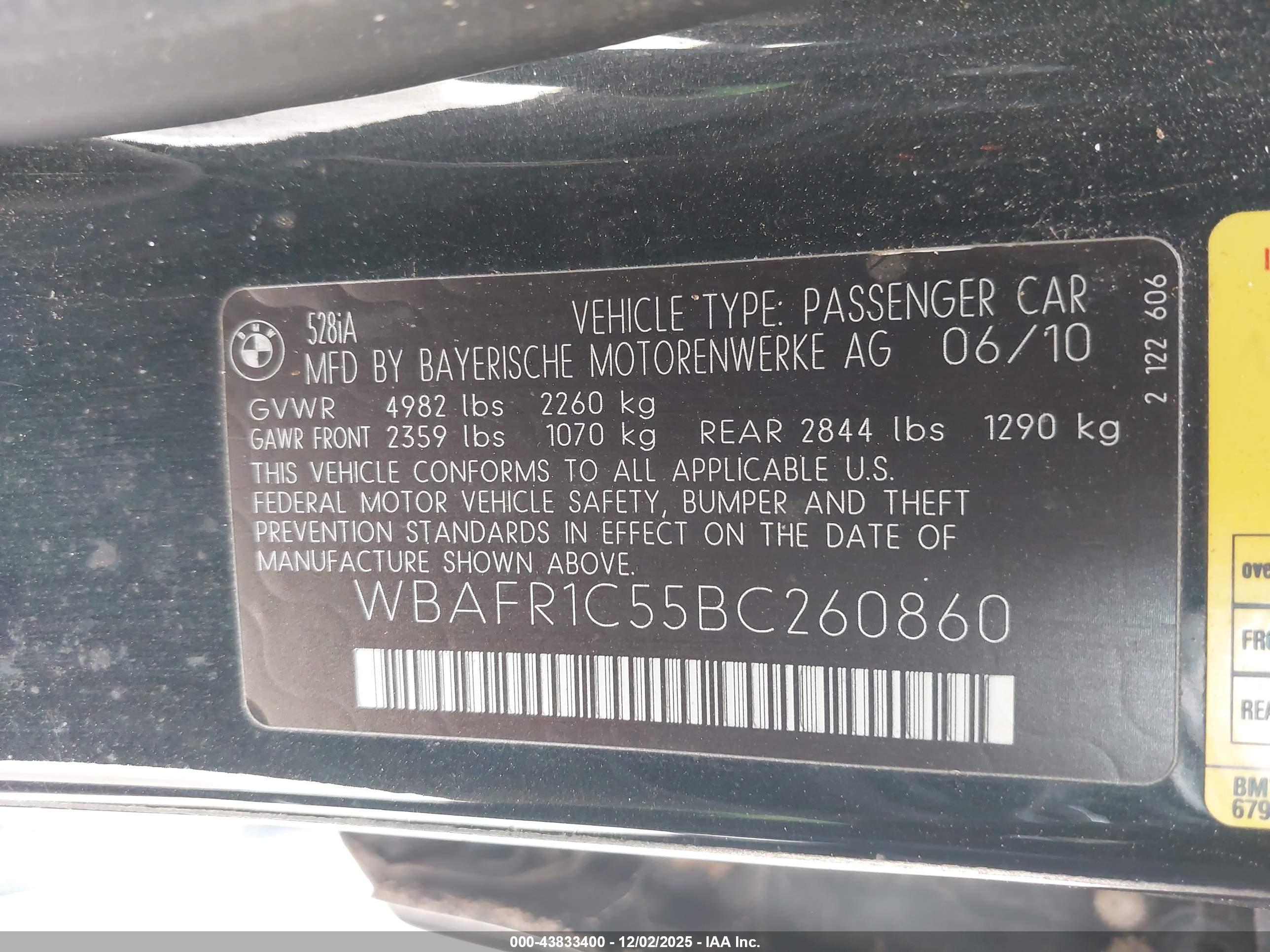BMW 528I image 9