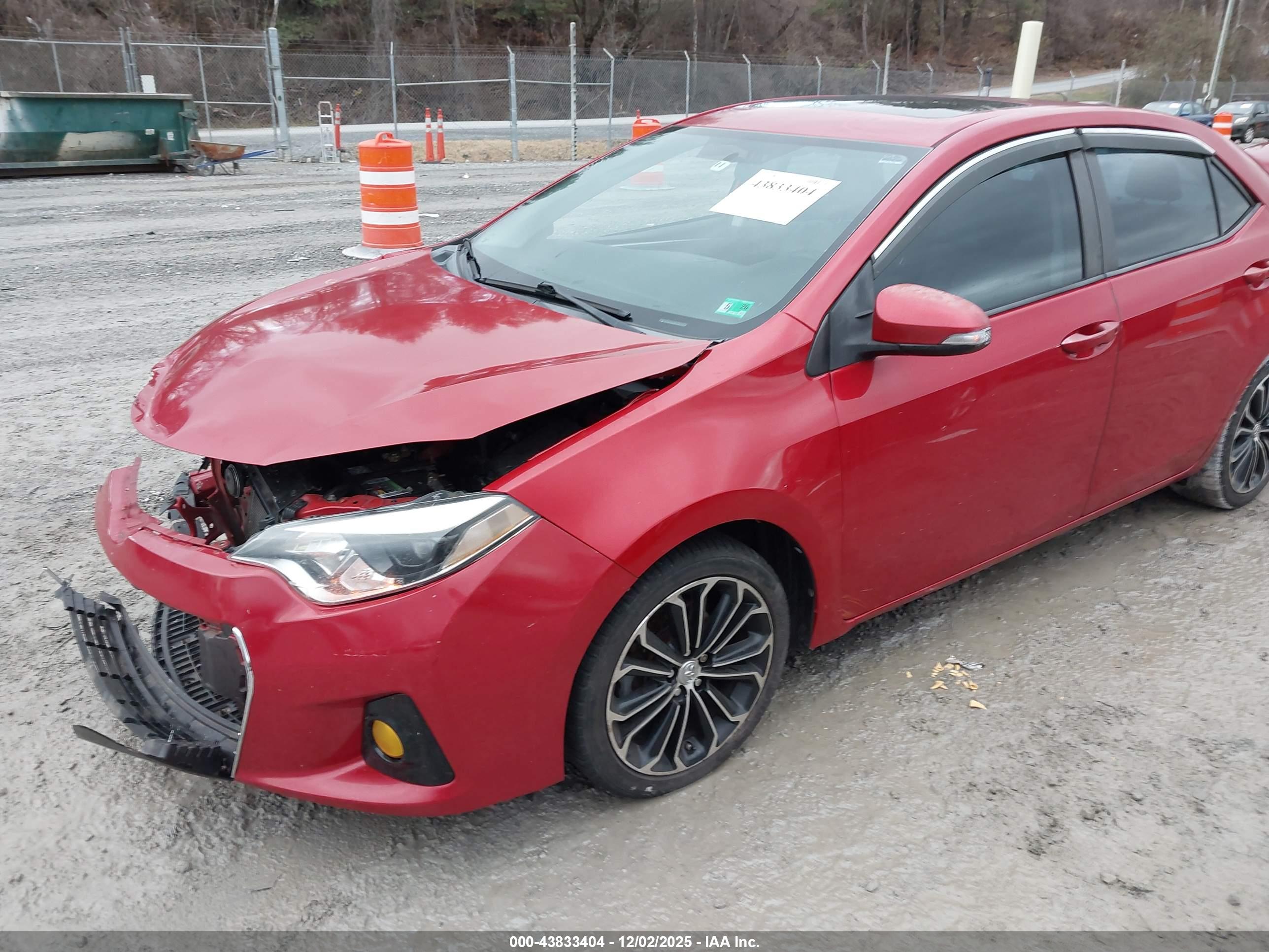 TOYOTA COROLLA image 2
