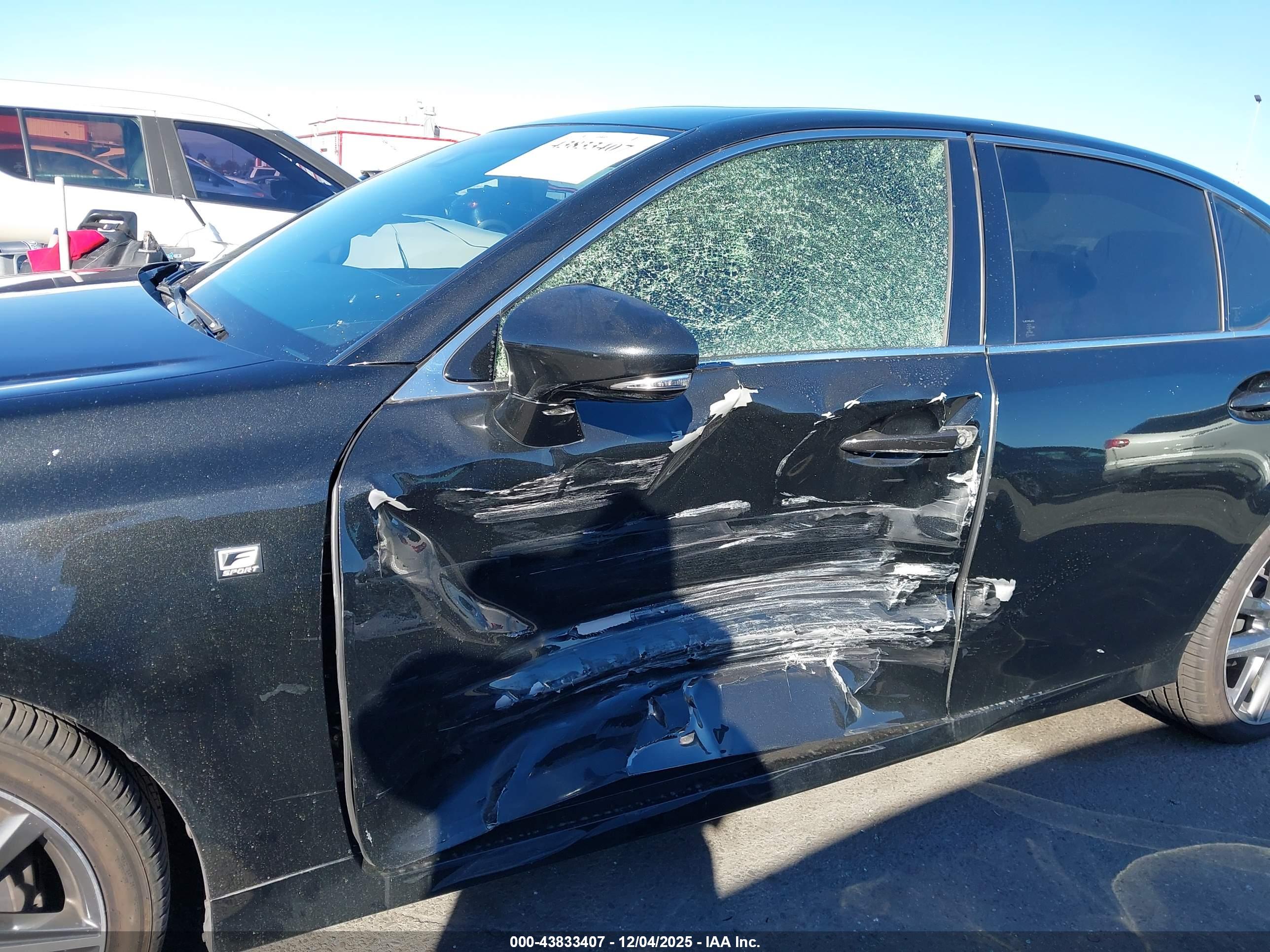 LEXUS GS image 6