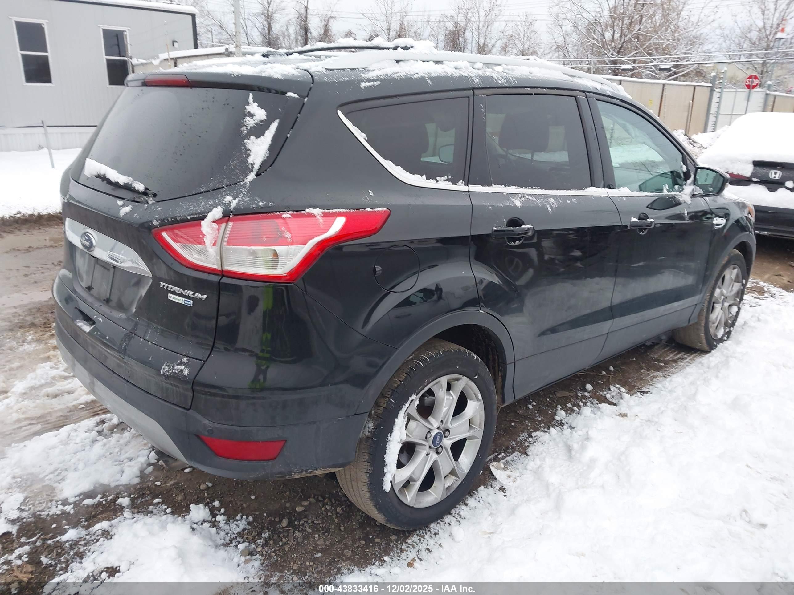 FORD ESCAPE image 4