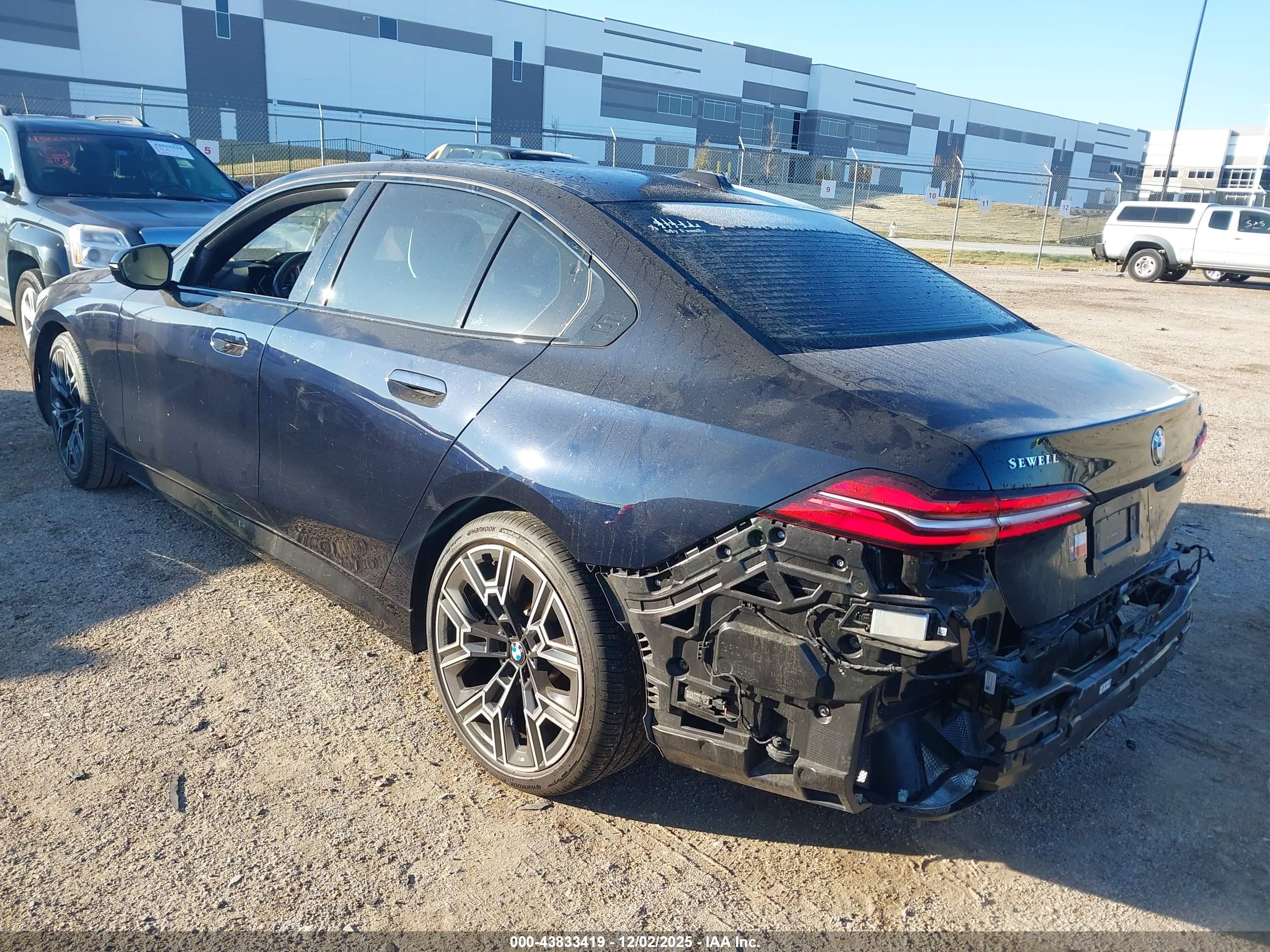 BMW 530I image 3