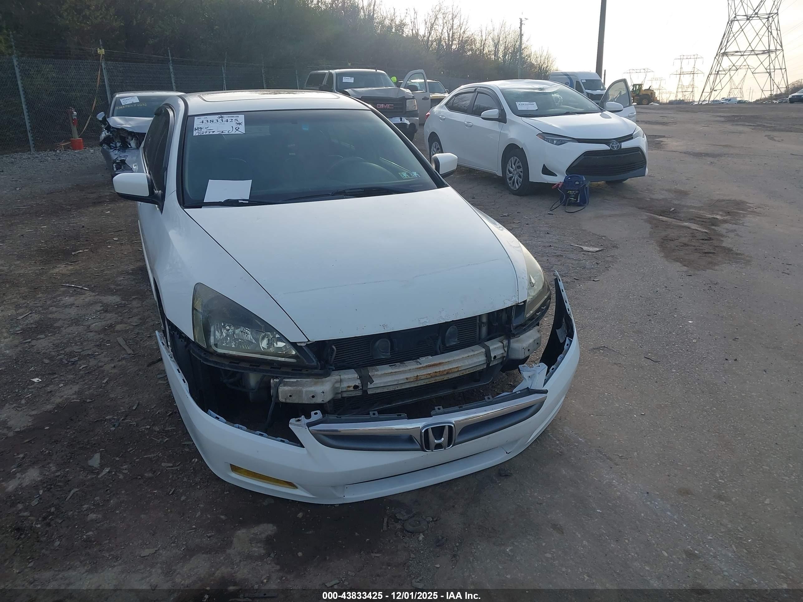 HONDA ACCORD image 6