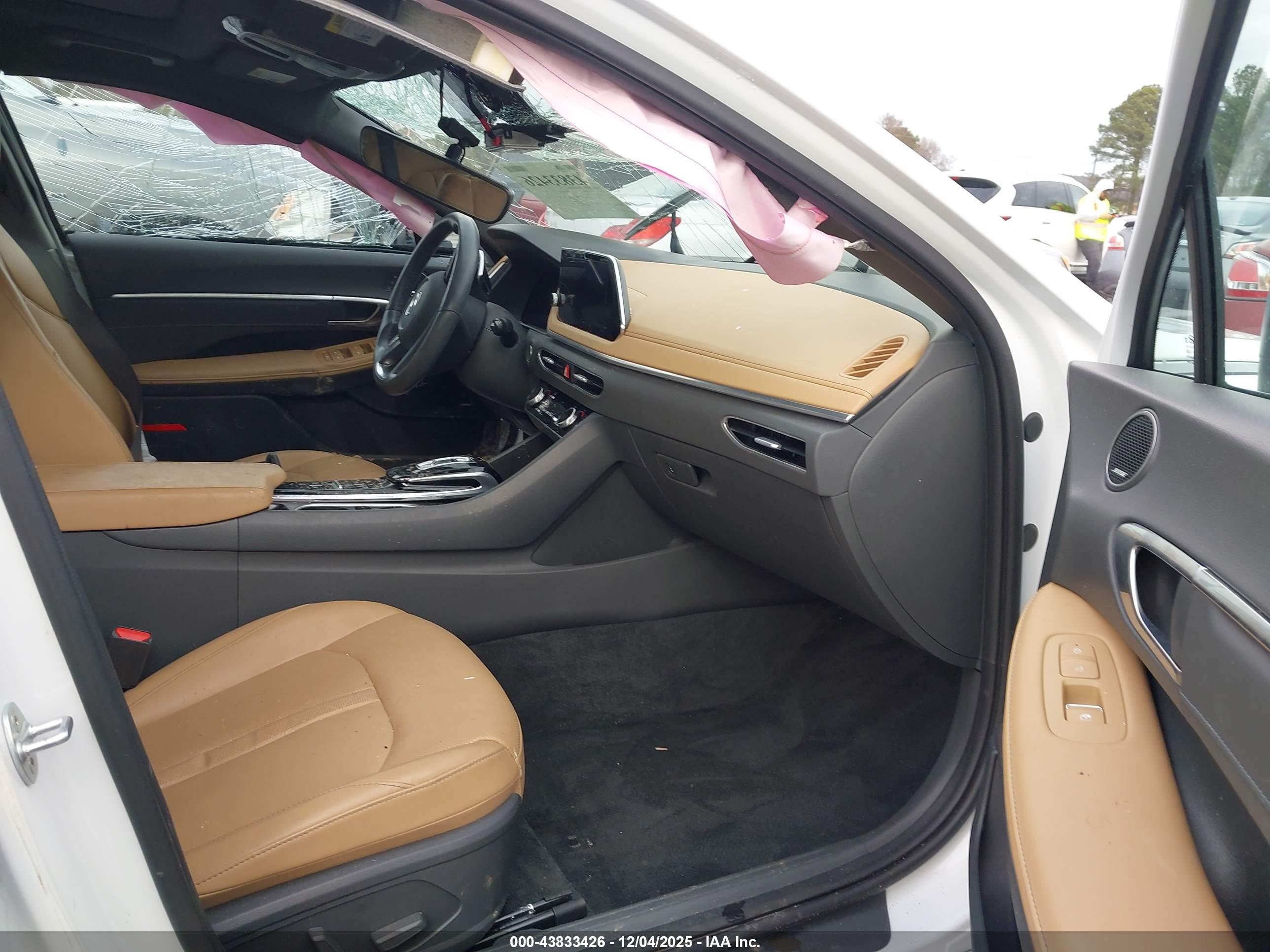 HYUNDAI SONATA image 5