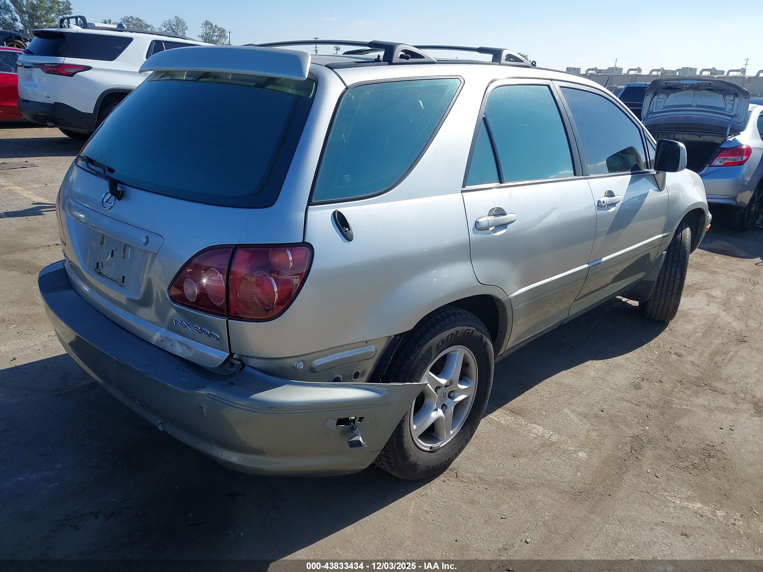 LEXUS RX image 4
