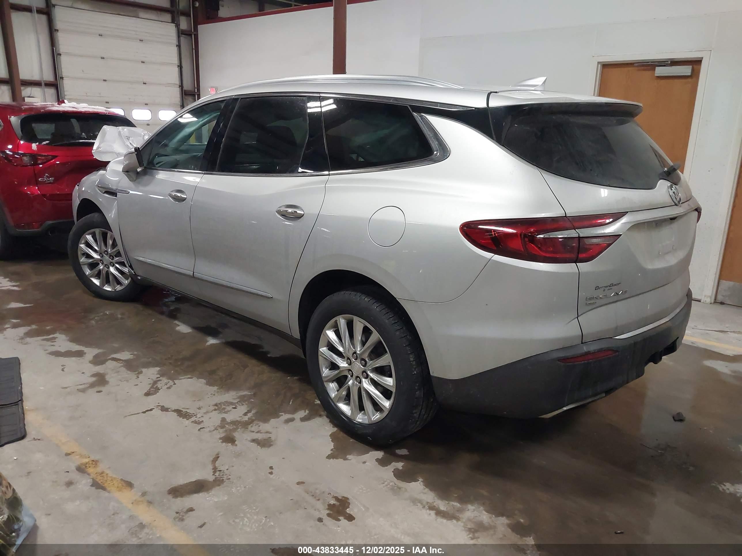 BUICK ENCLAVE image 3