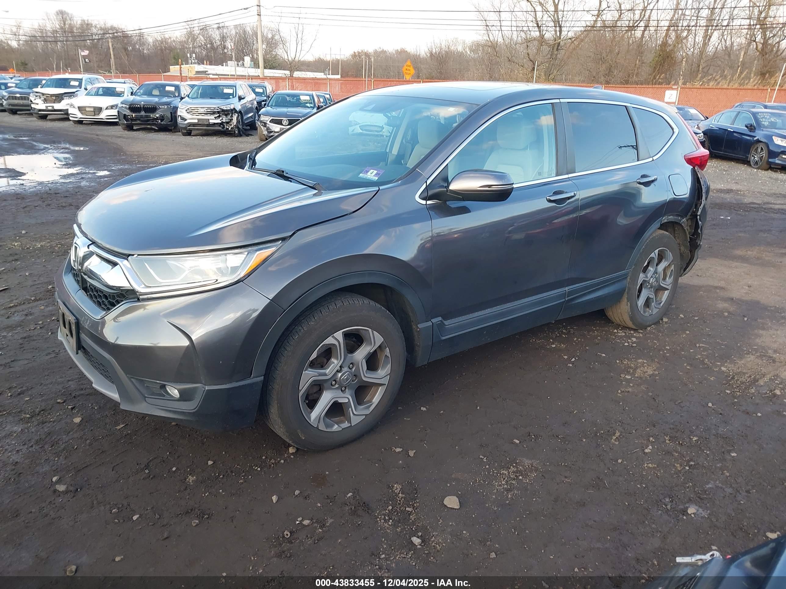 HONDA CR-V image 2