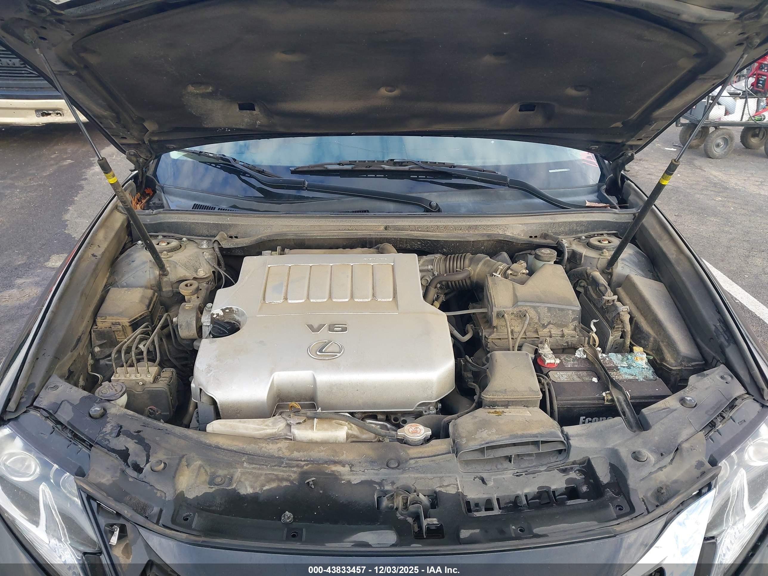 LEXUS ES image 10