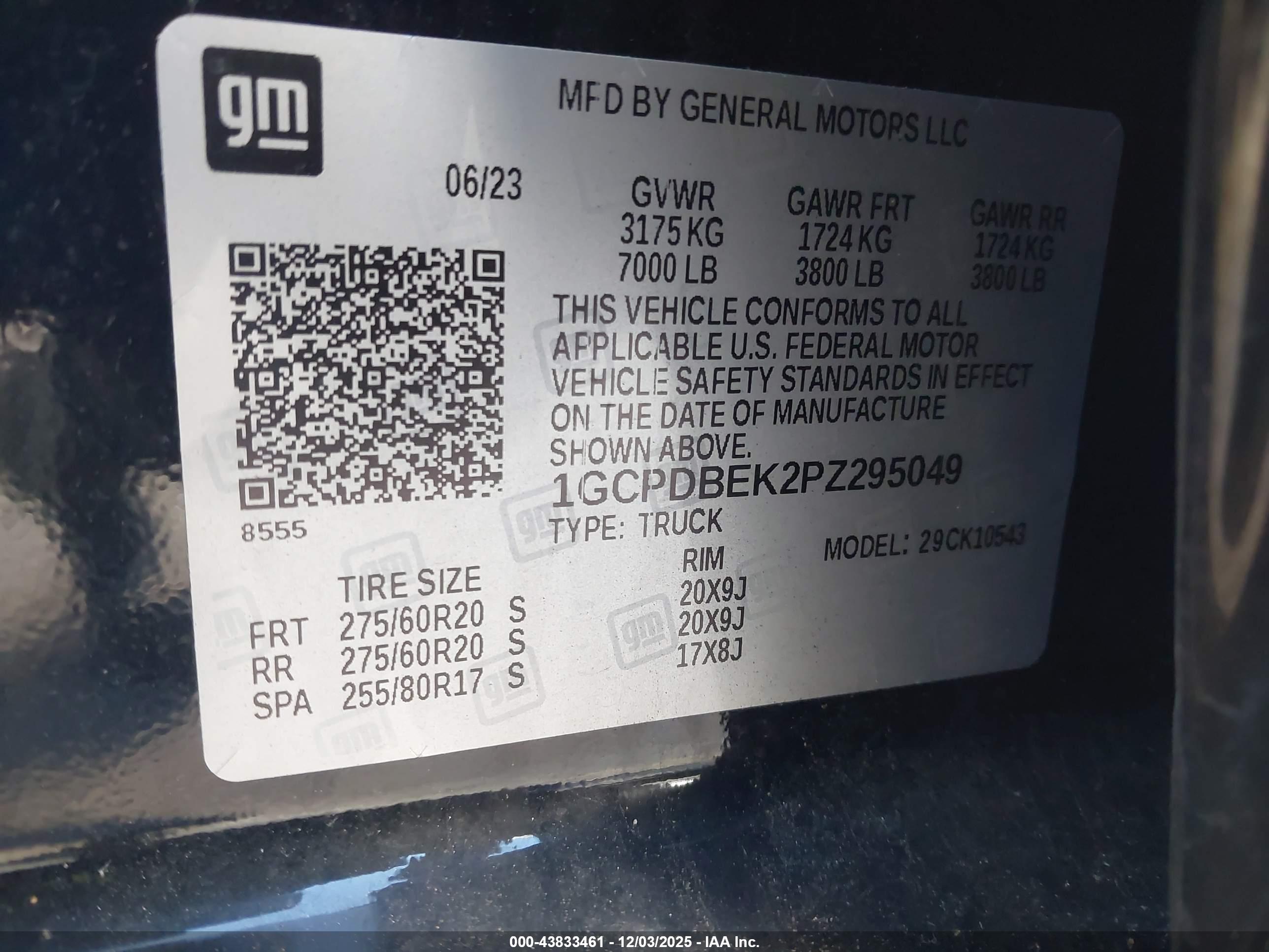 CHEVROLET SILVERADO image 9
