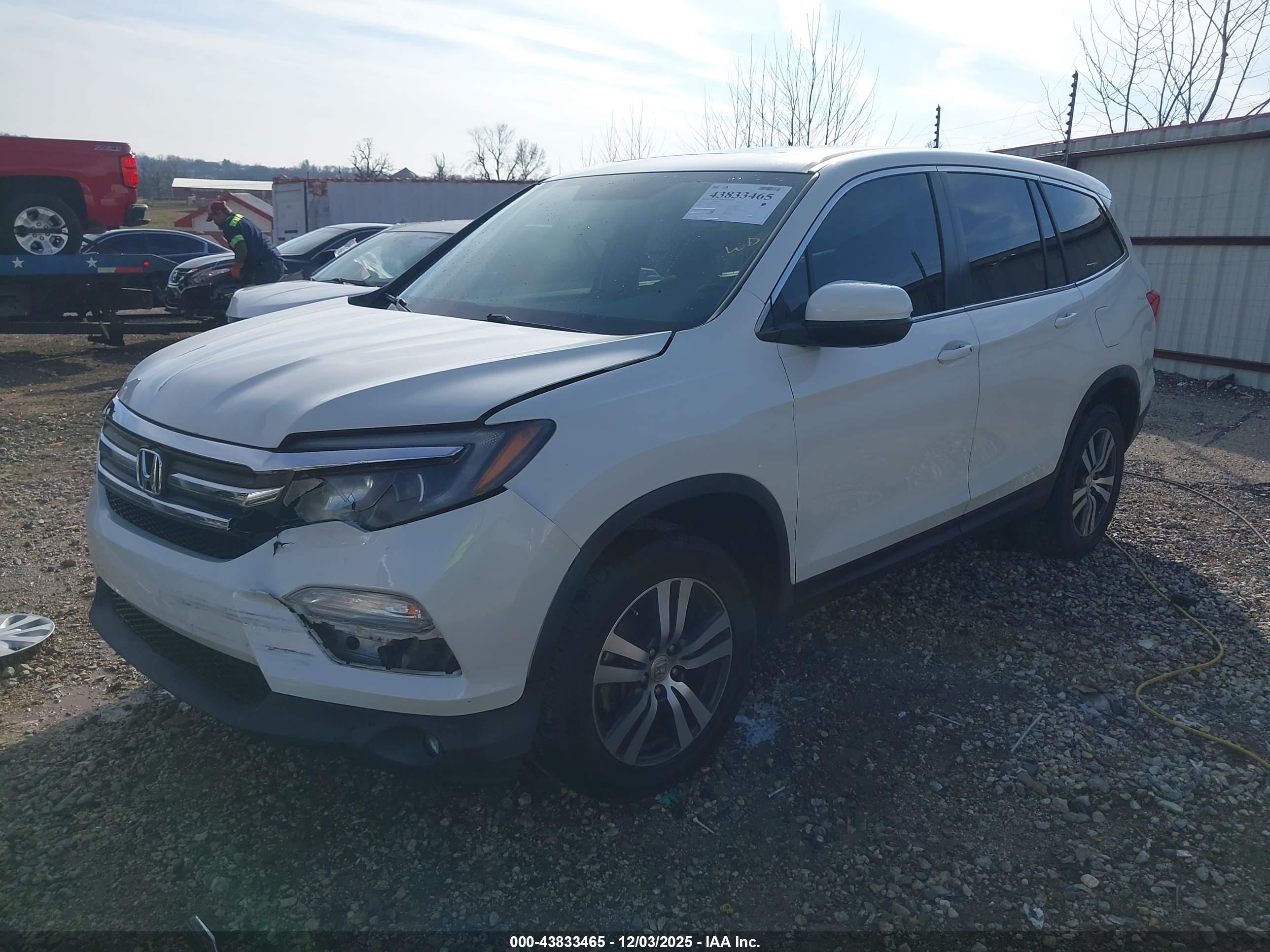 HONDA PILOT image 2