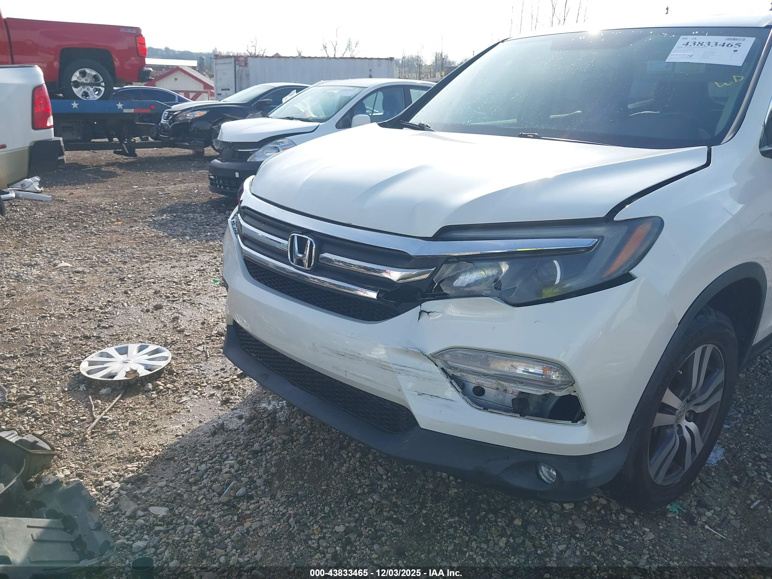 HONDA PILOT image 6