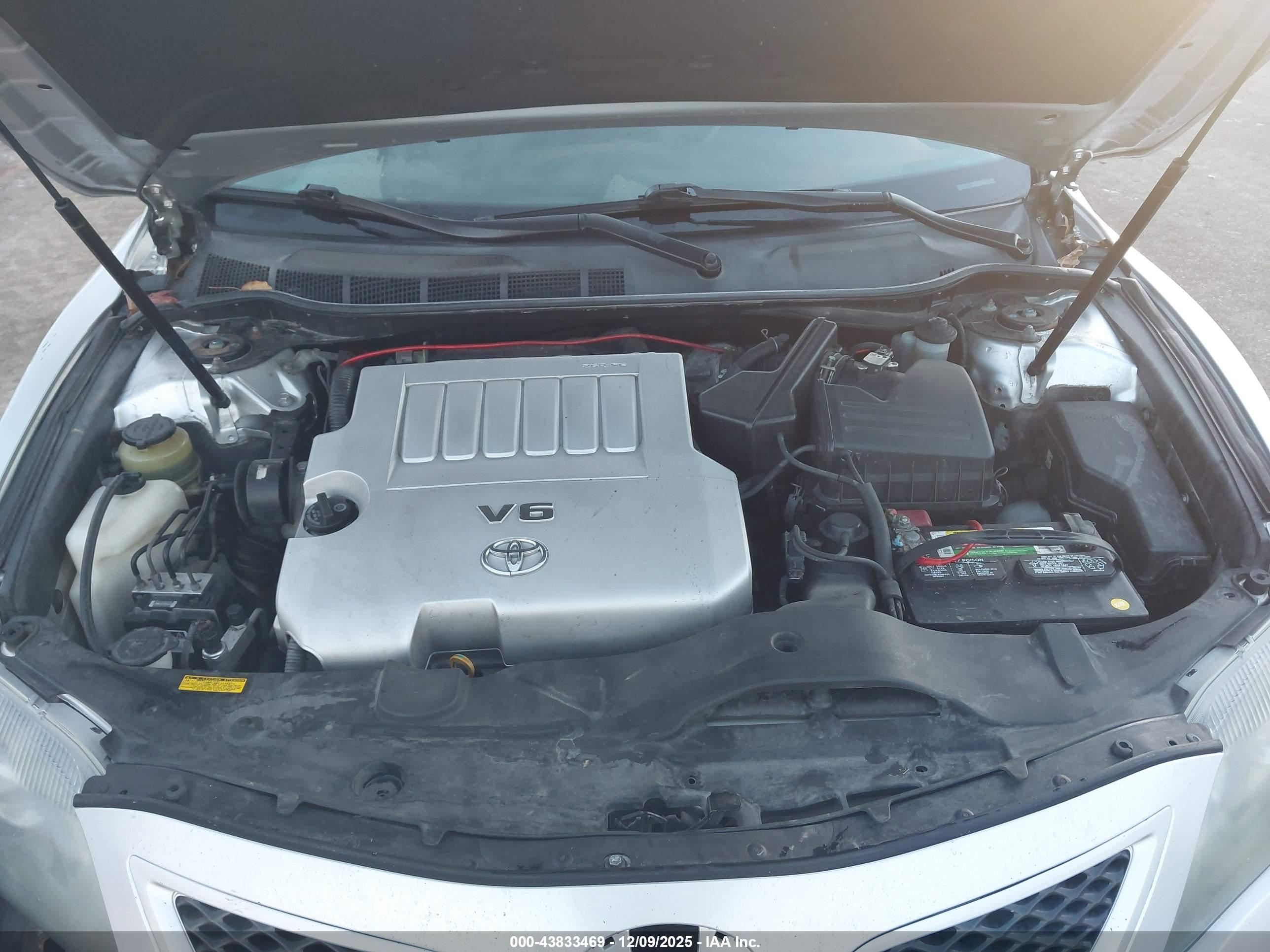 TOYOTA CAMRY image 10