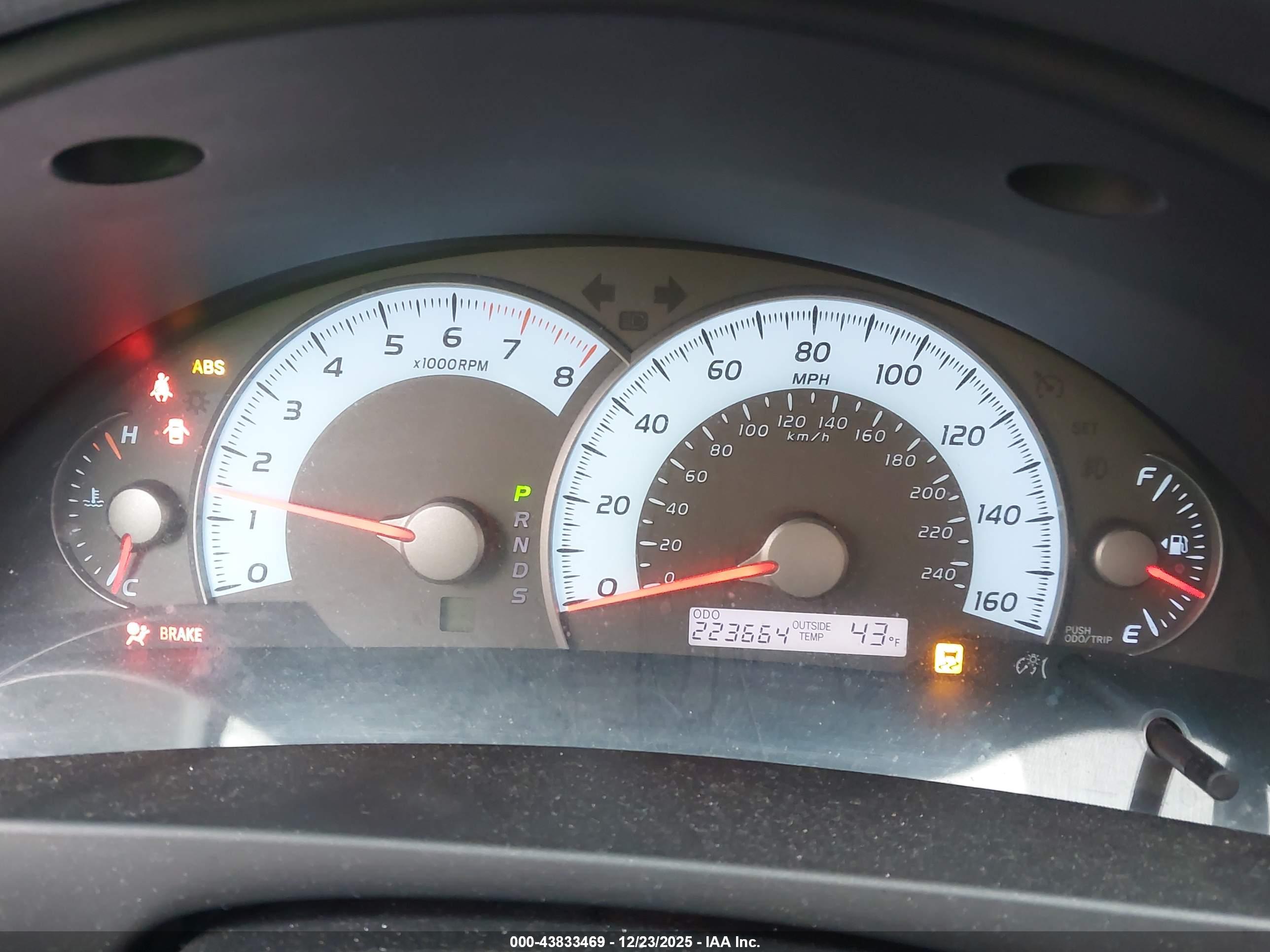 TOYOTA CAMRY image 7