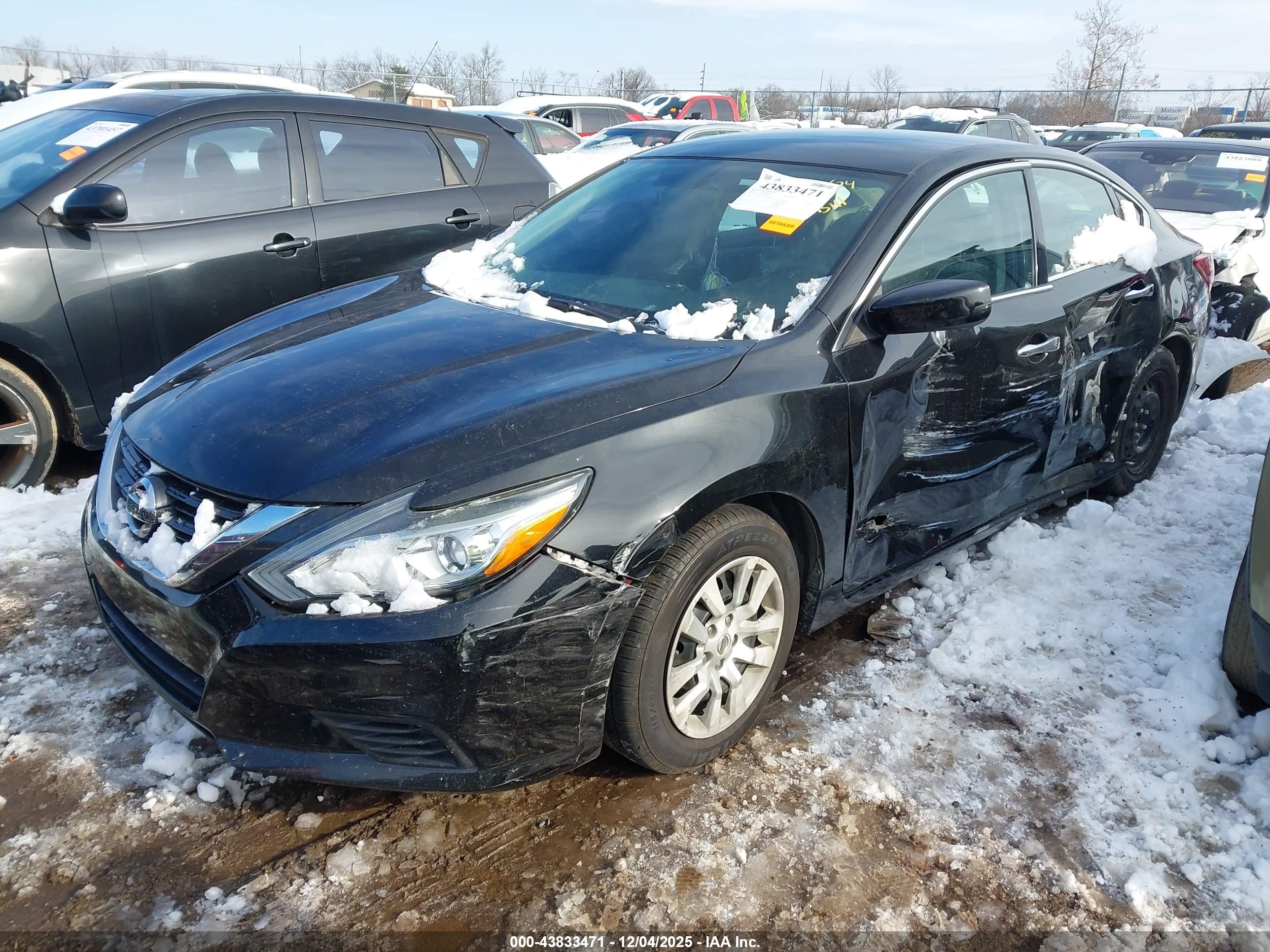 NISSAN ALTIMA image 2
