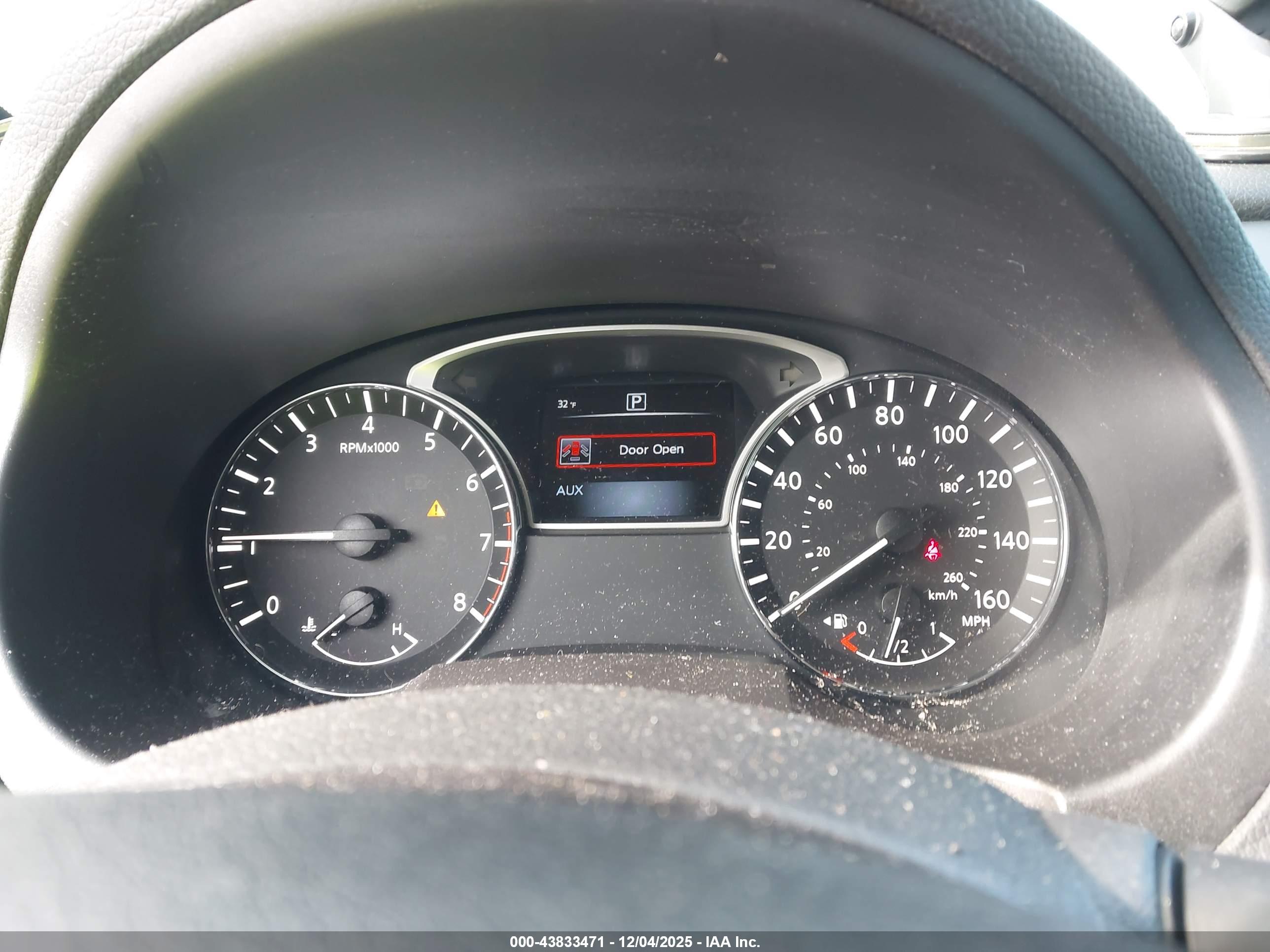 NISSAN ALTIMA image 7