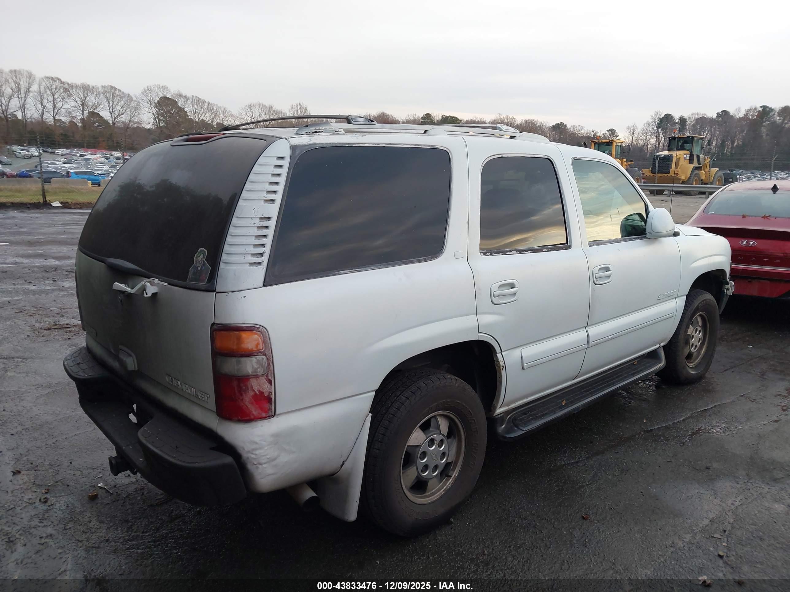 CHEVROLET TAHOE image 4