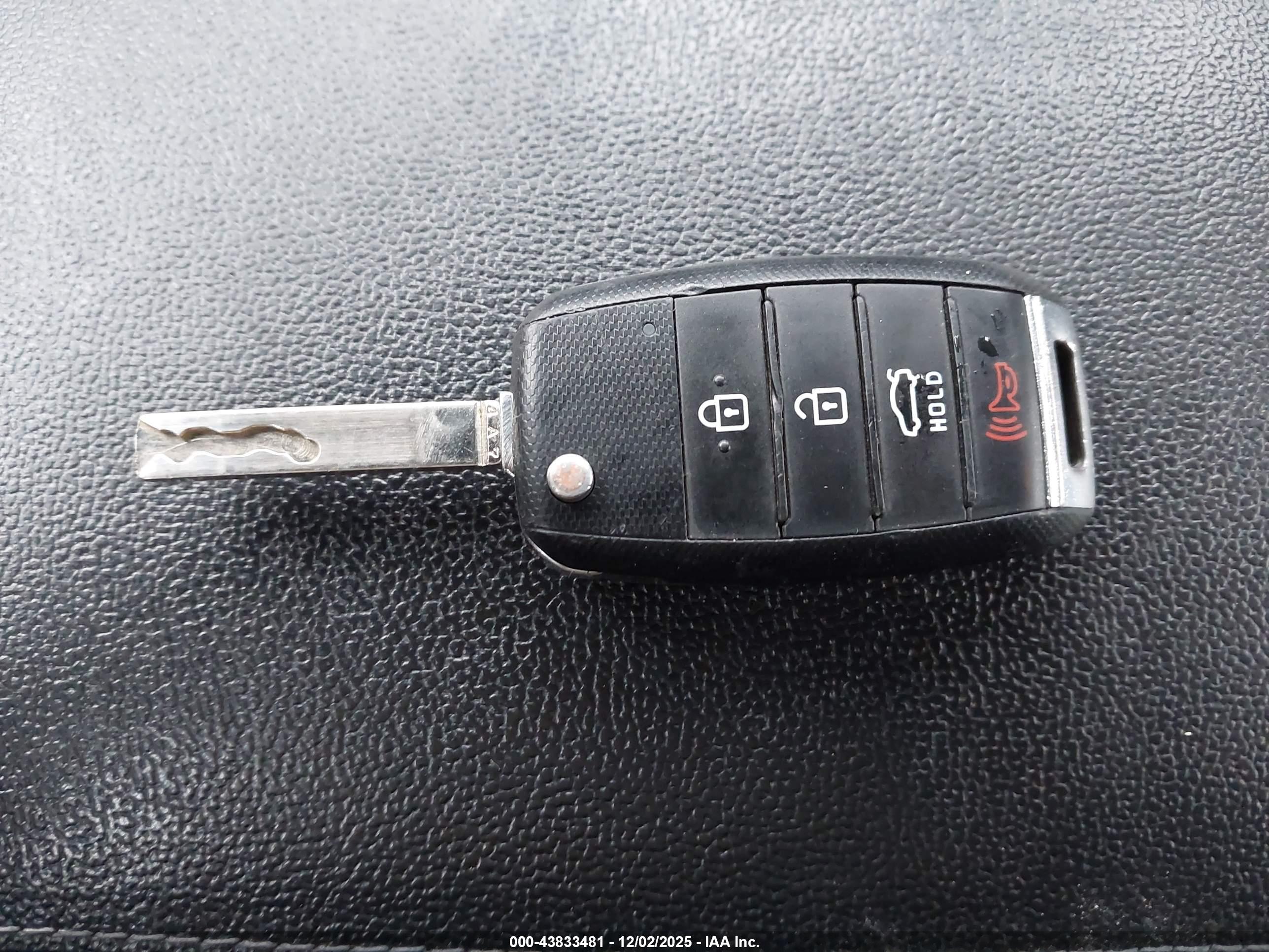 KIA OPTIMA image 11