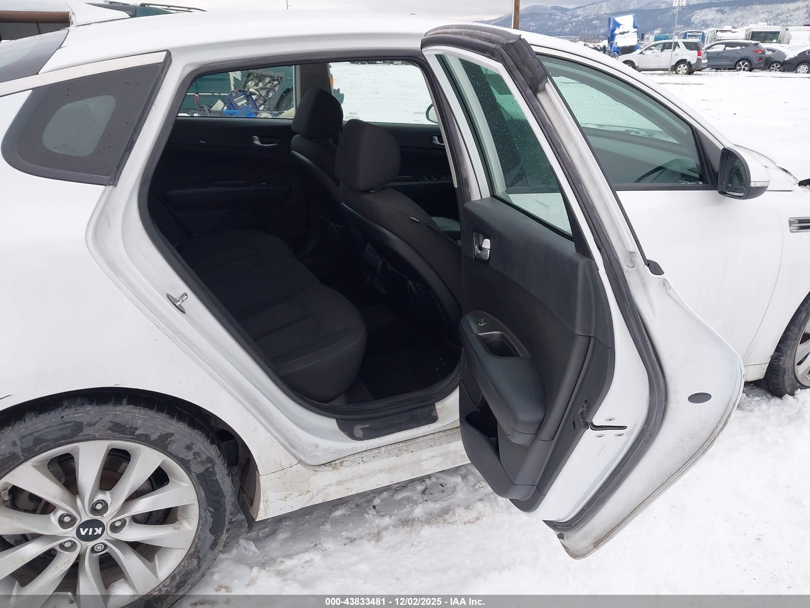 KIA OPTIMA image 8
