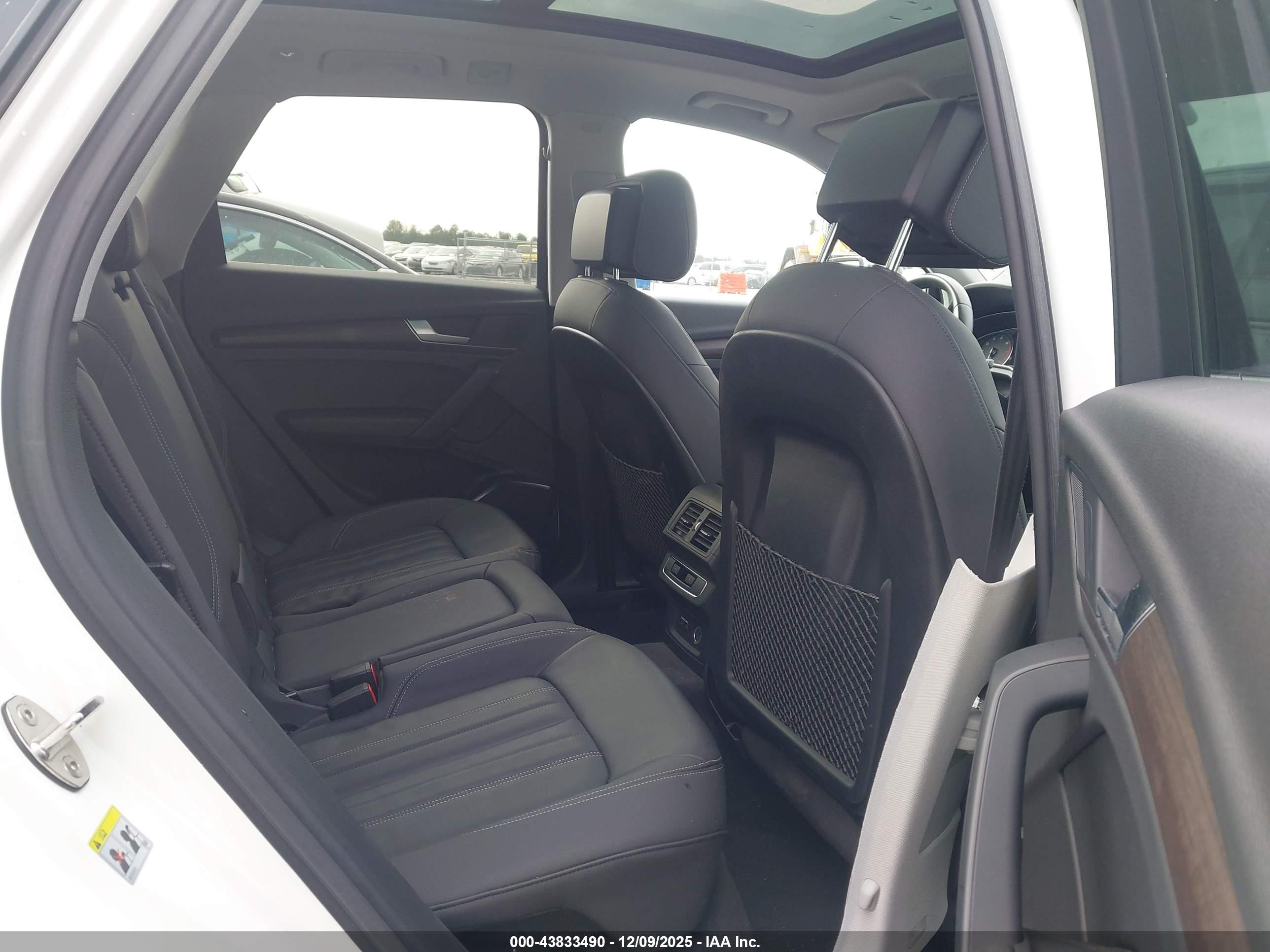 AUDI Q5 image 8
