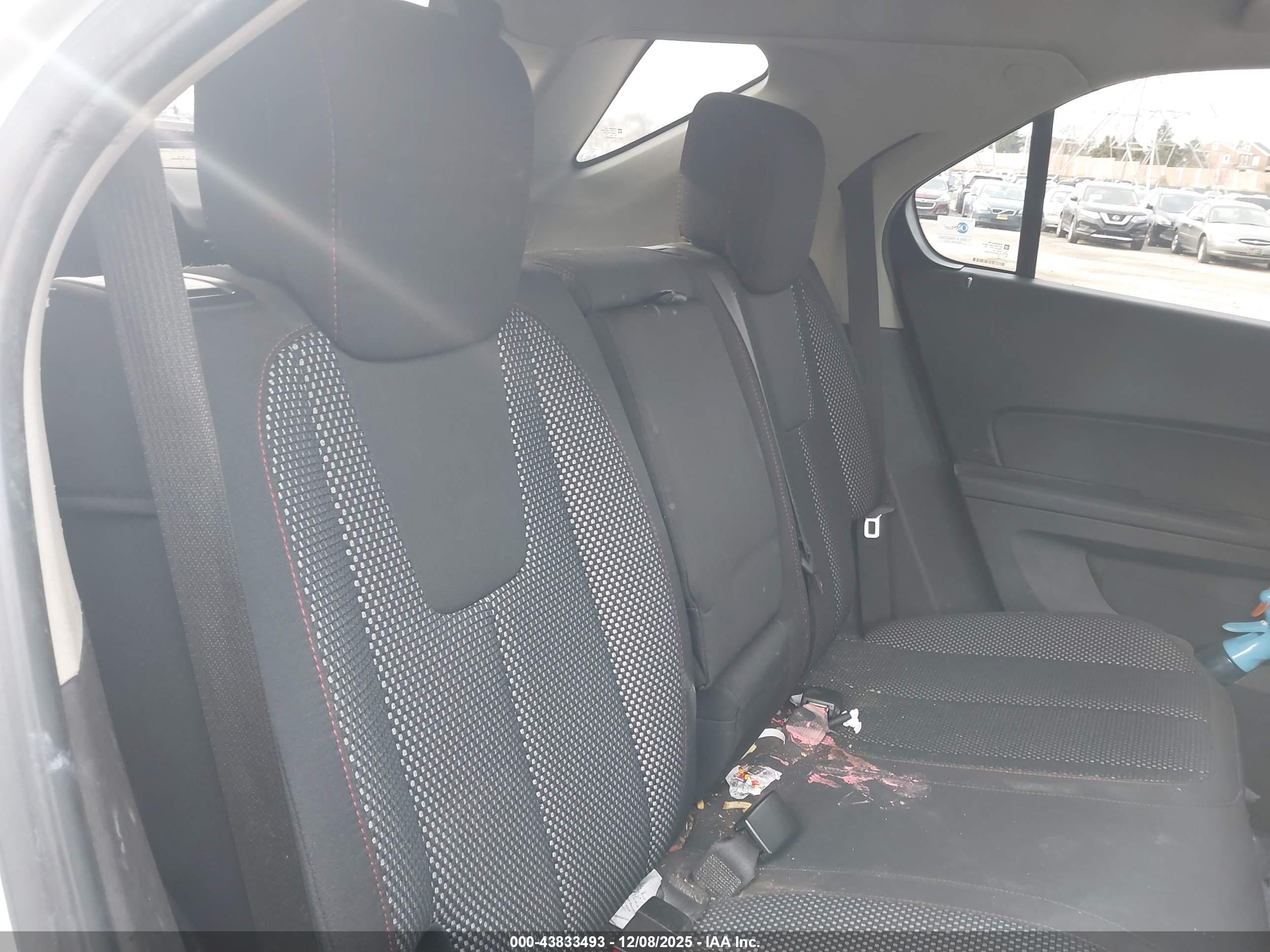 CHEVROLET EQUINOX image 8