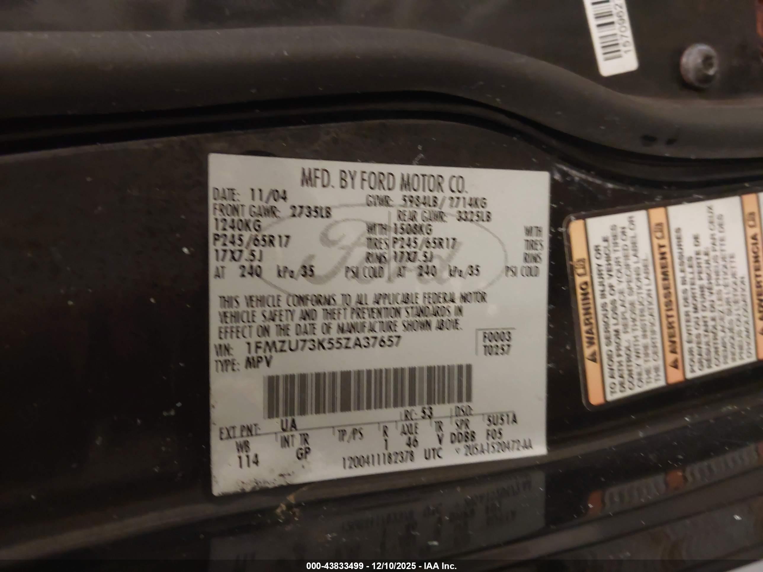 FORD EXPLORER image 9