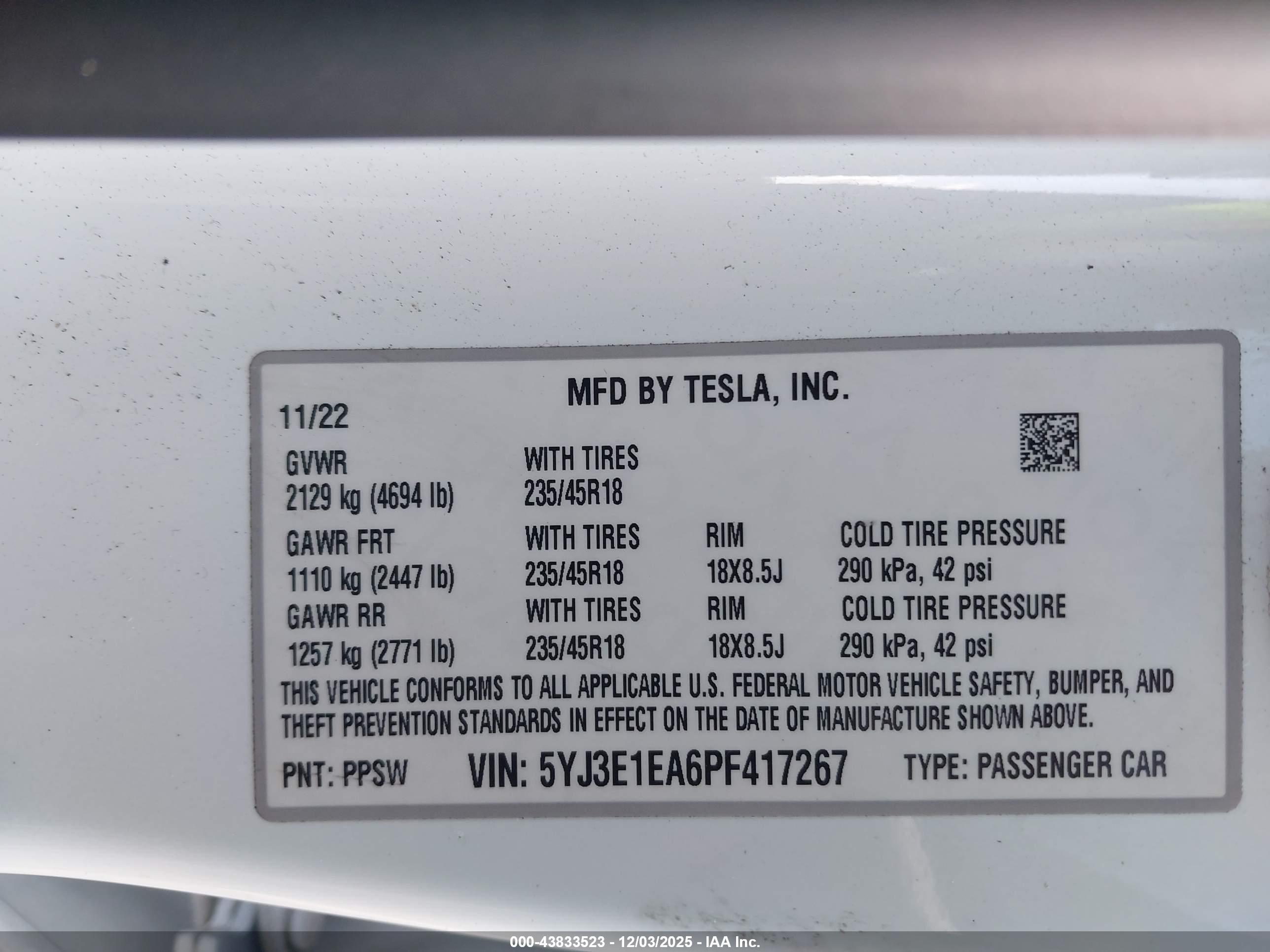 TESLA MODEL image 9
