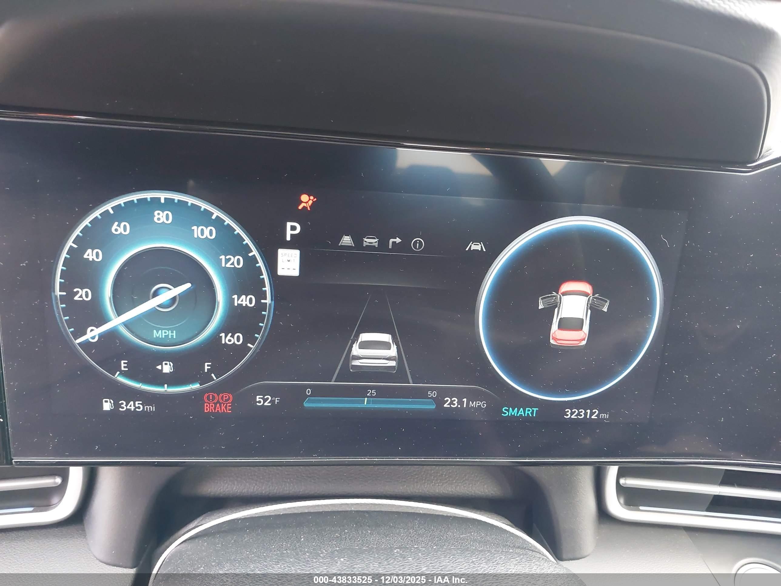 HYUNDAI ELANTRA image 7