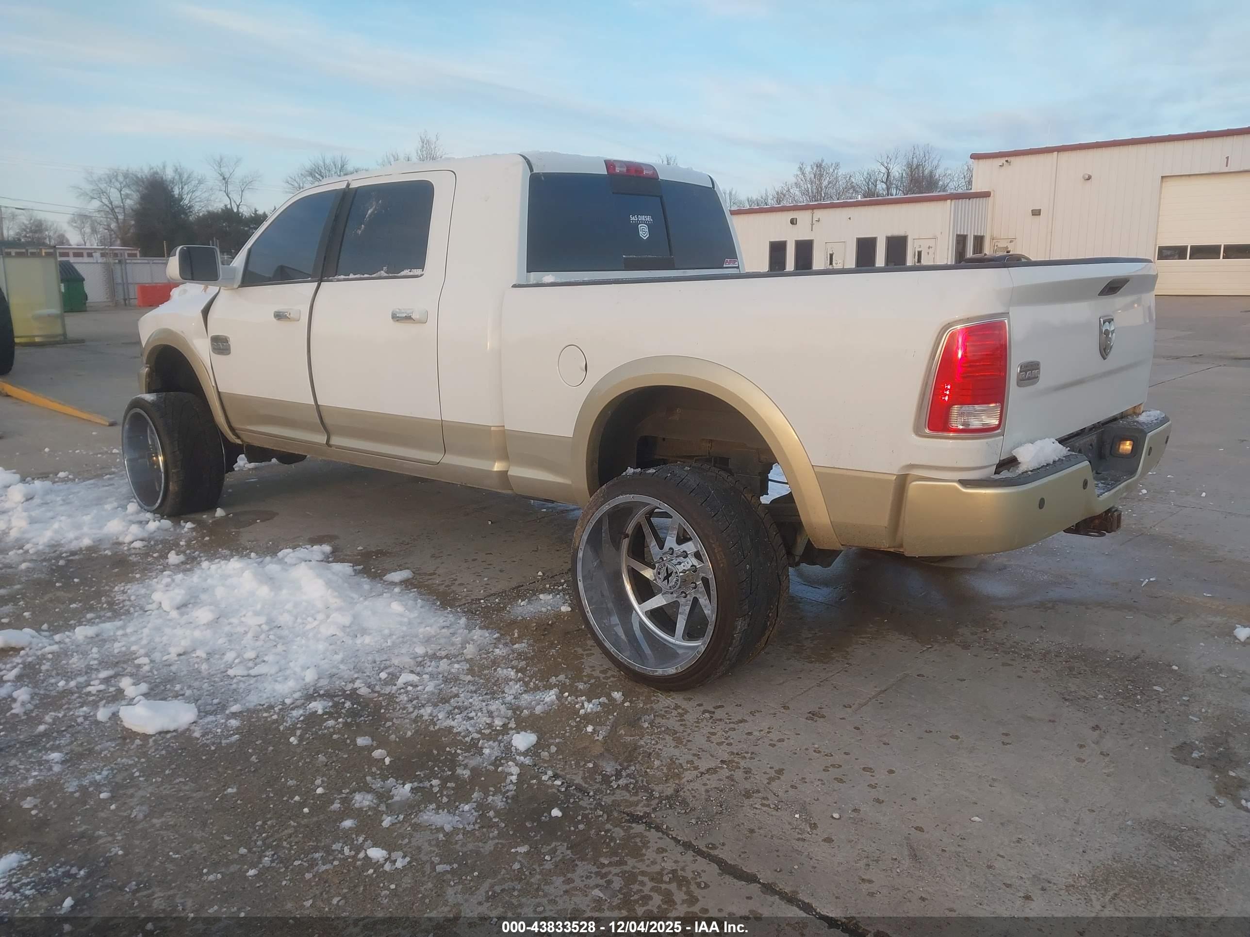 RAM 2500 image 3