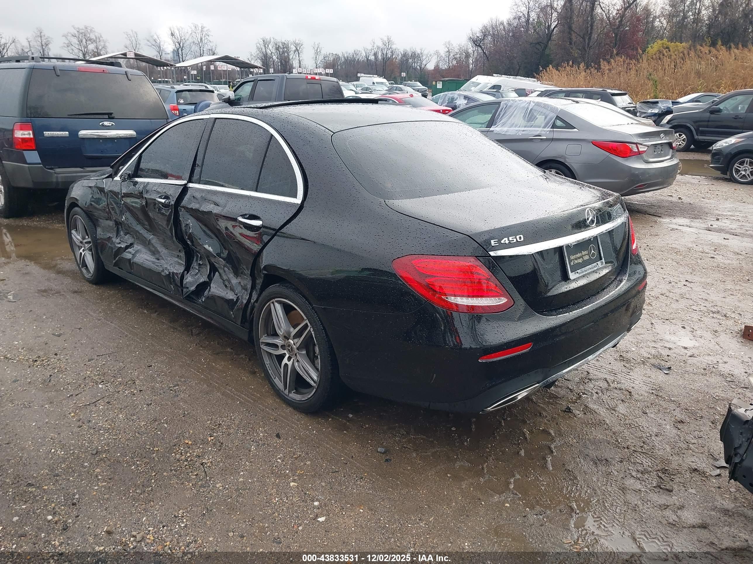 MERCEDES-BENZ E image 3