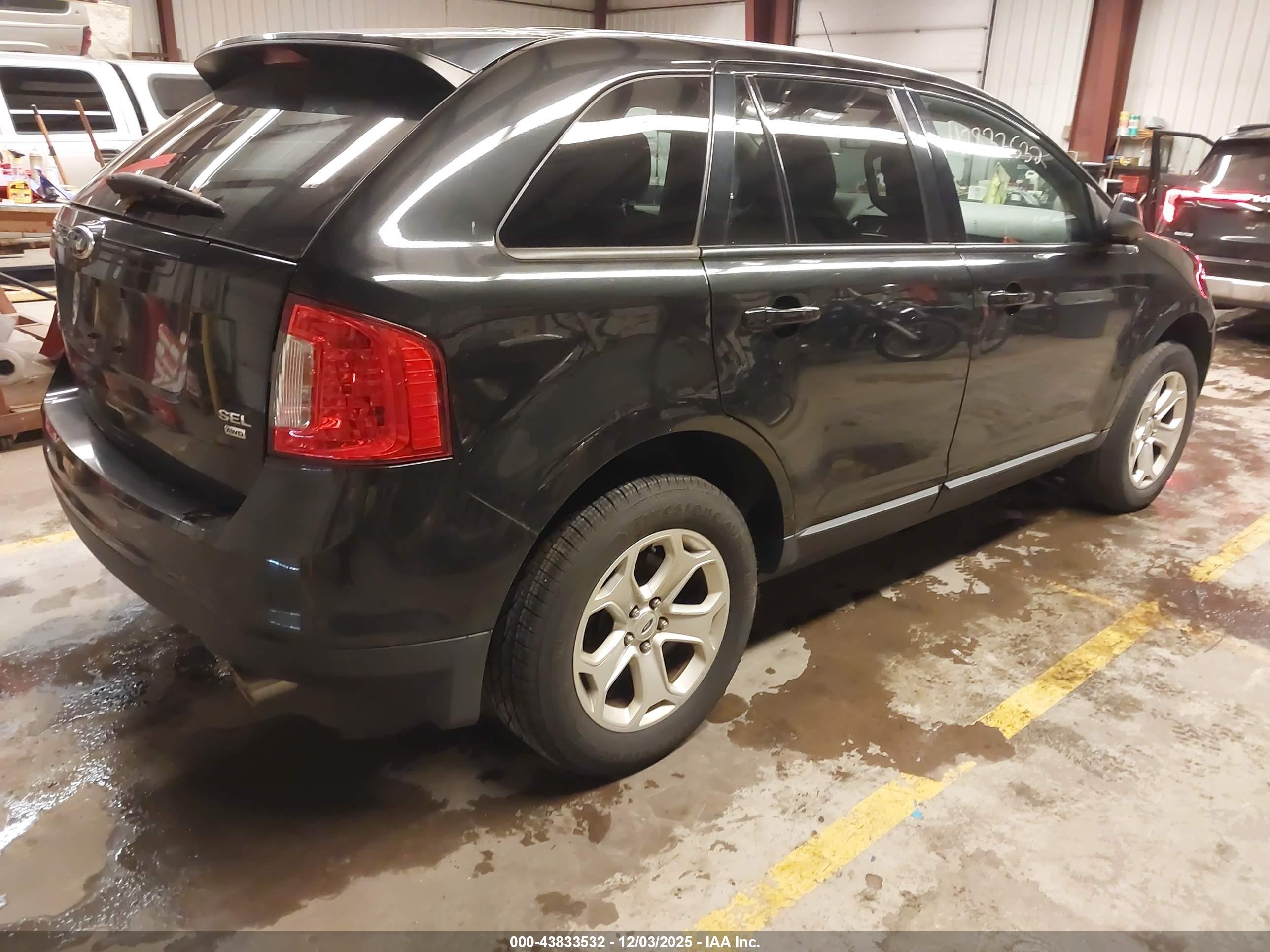 FORD EDGE image 4