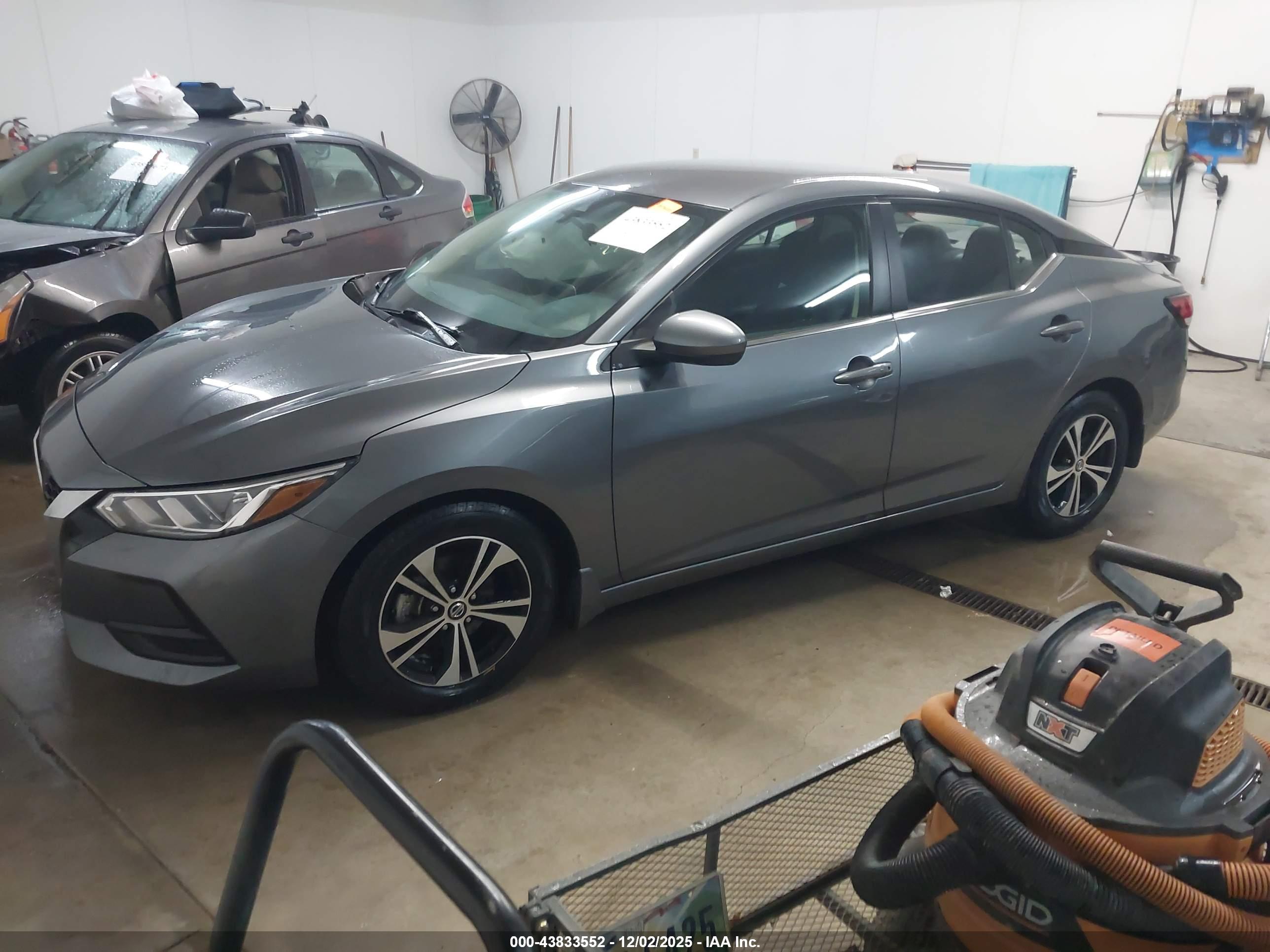 NISSAN SENTRA image 2
