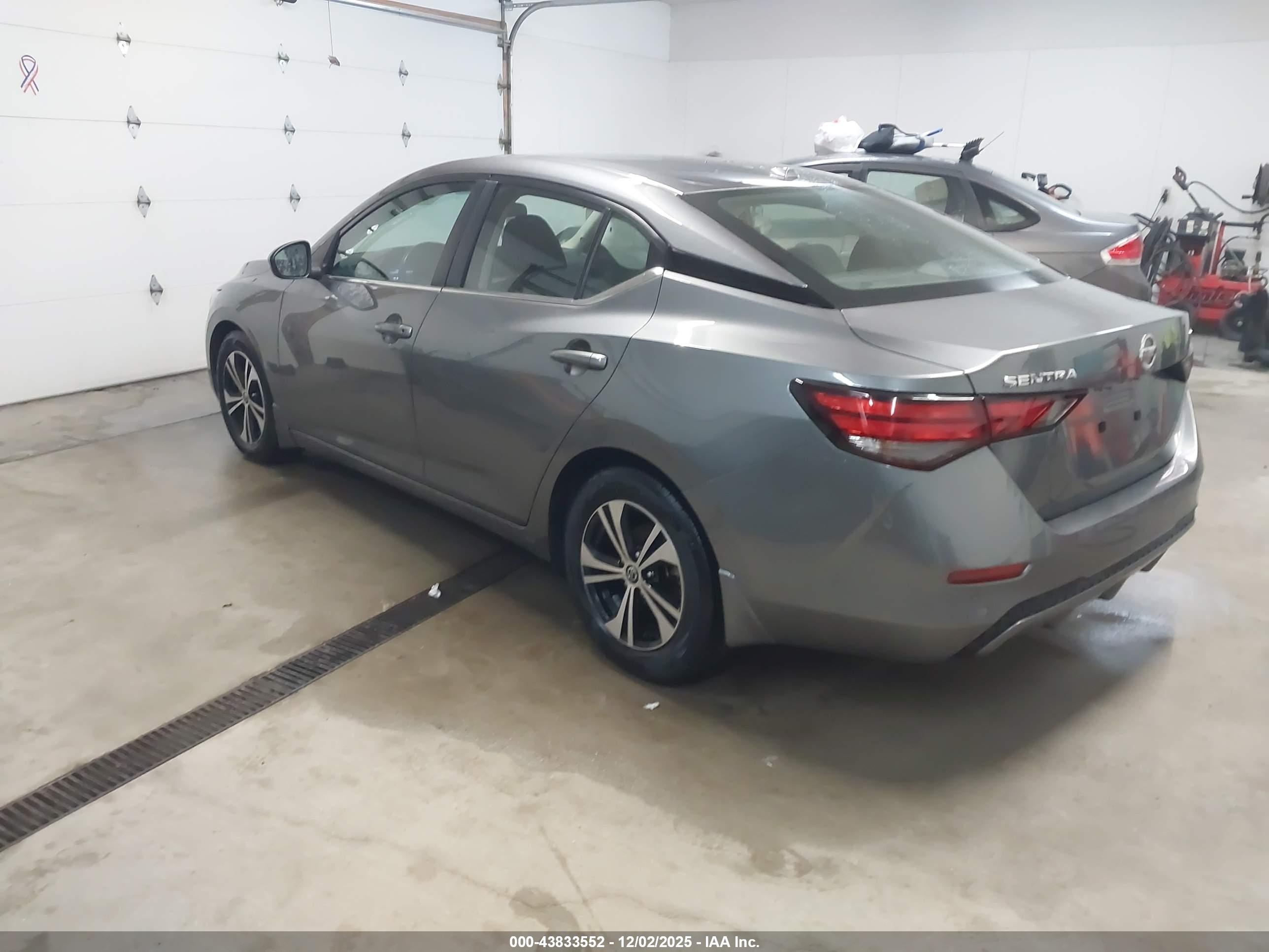 NISSAN SENTRA image 3