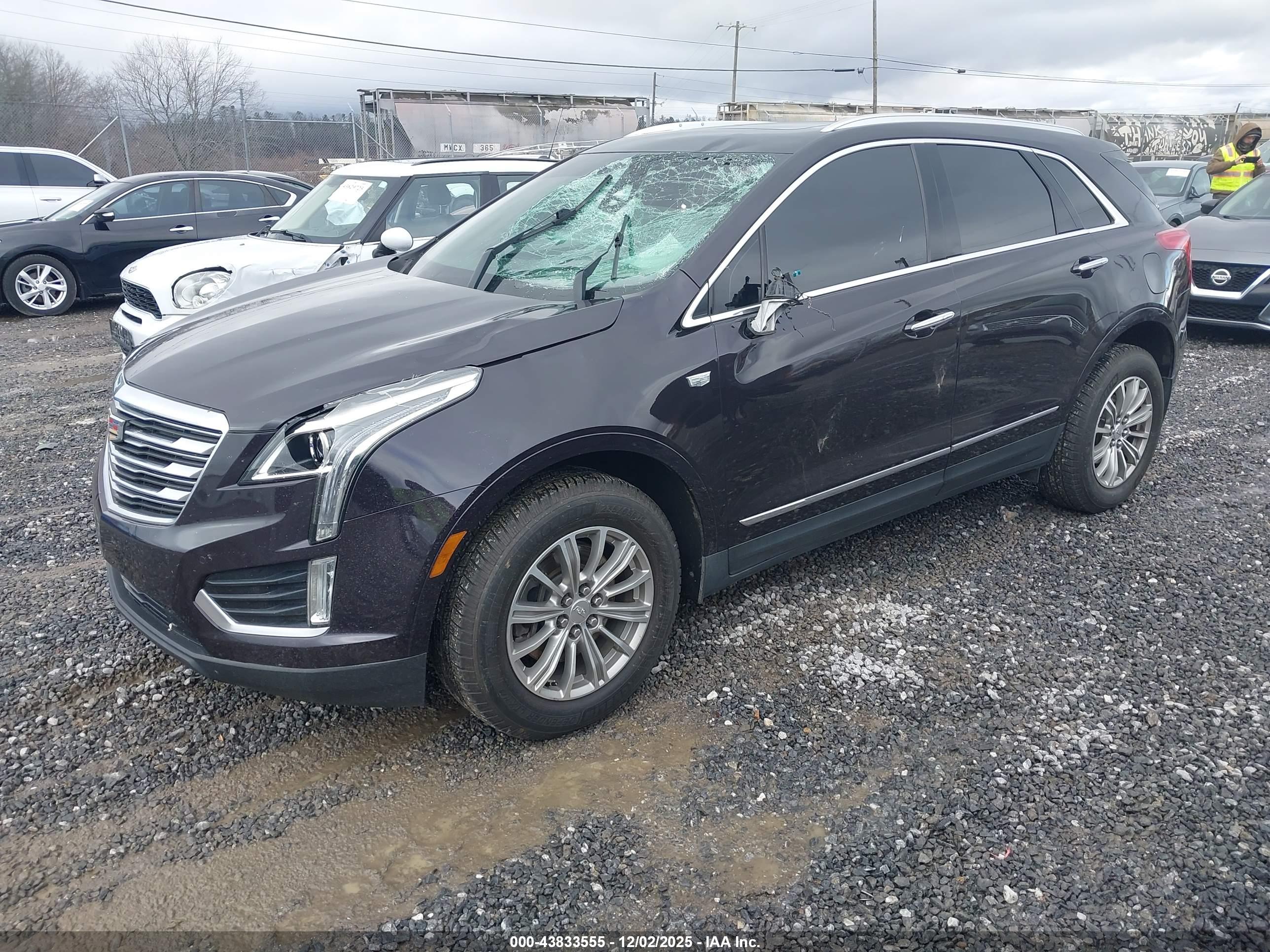 CADILLAC XT5 image 2